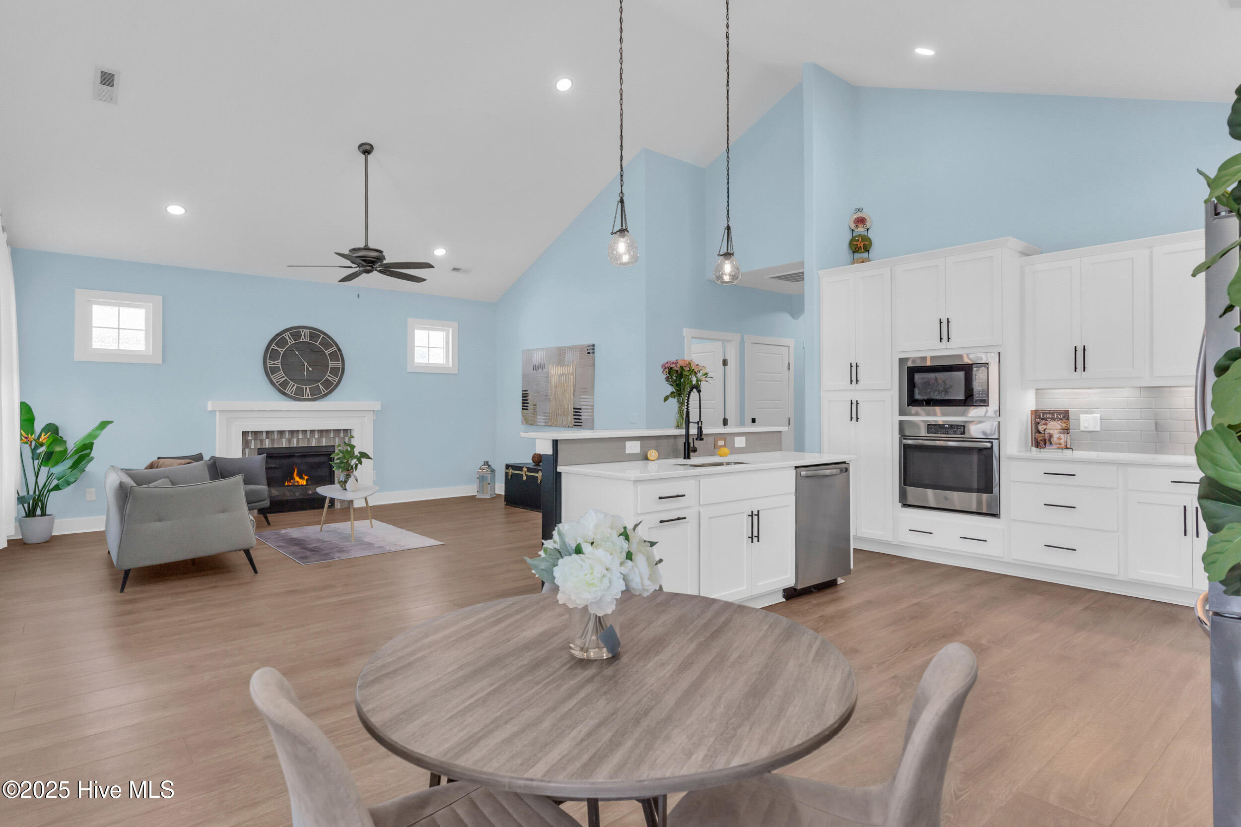 405 Ivy Lane, Carolina Beach, NC, 28428