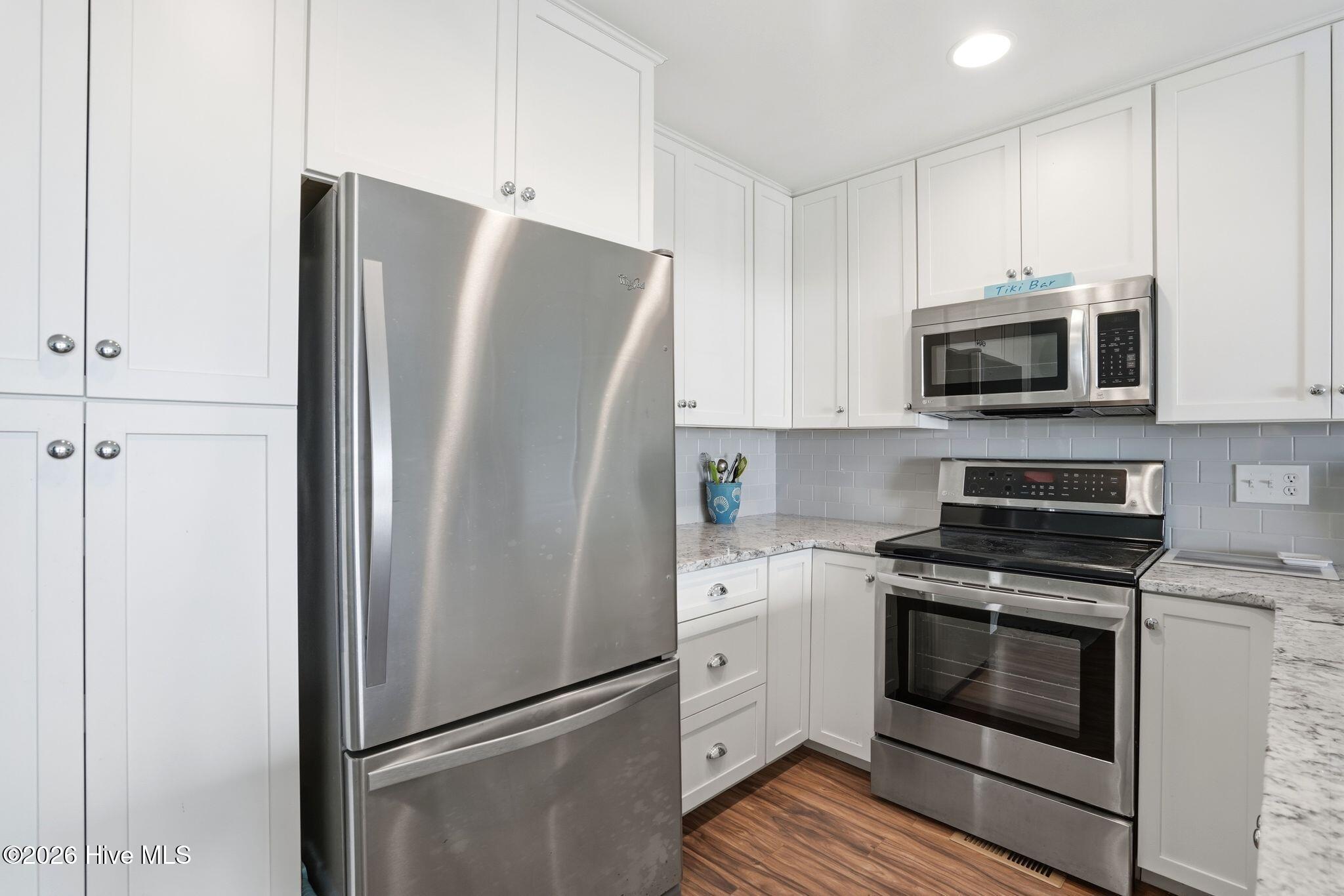 100557283 | Photo 22