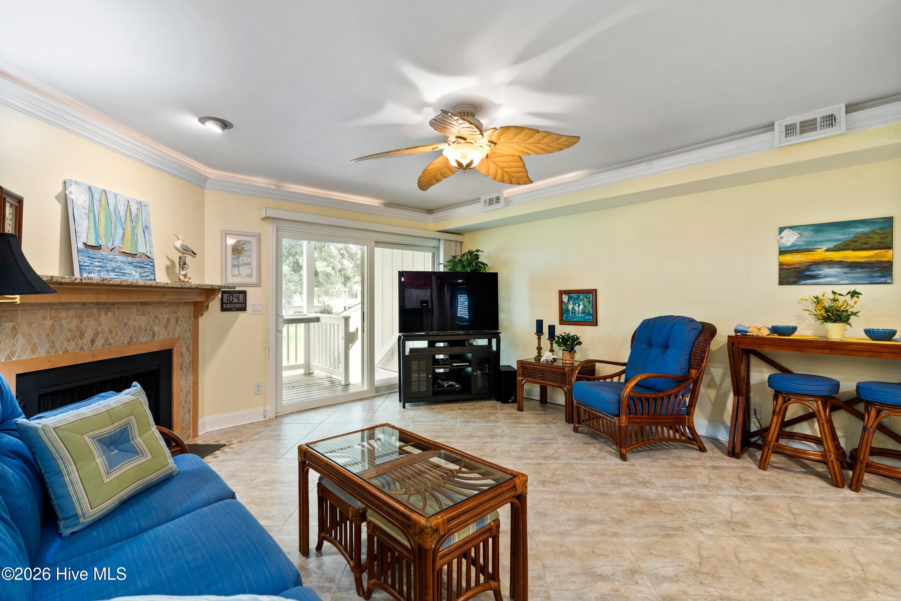 100554441 | Photo 19