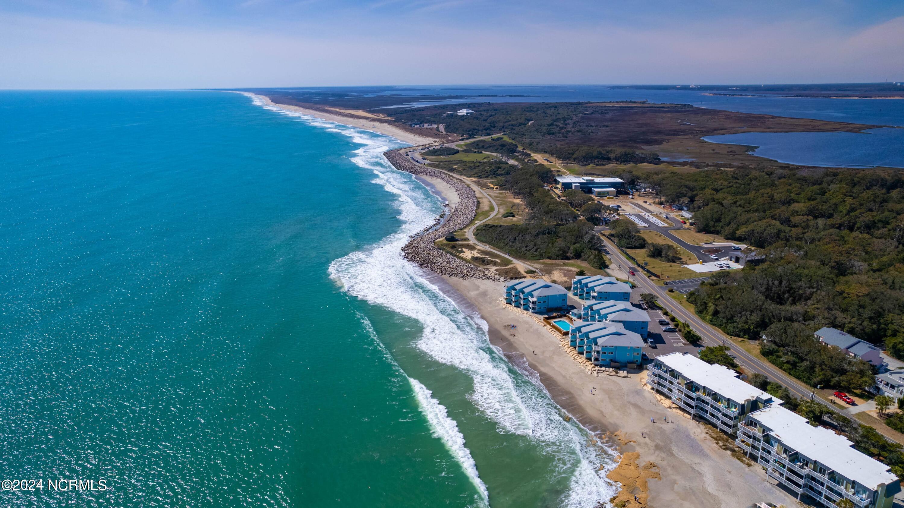 100557280 | Photo 27