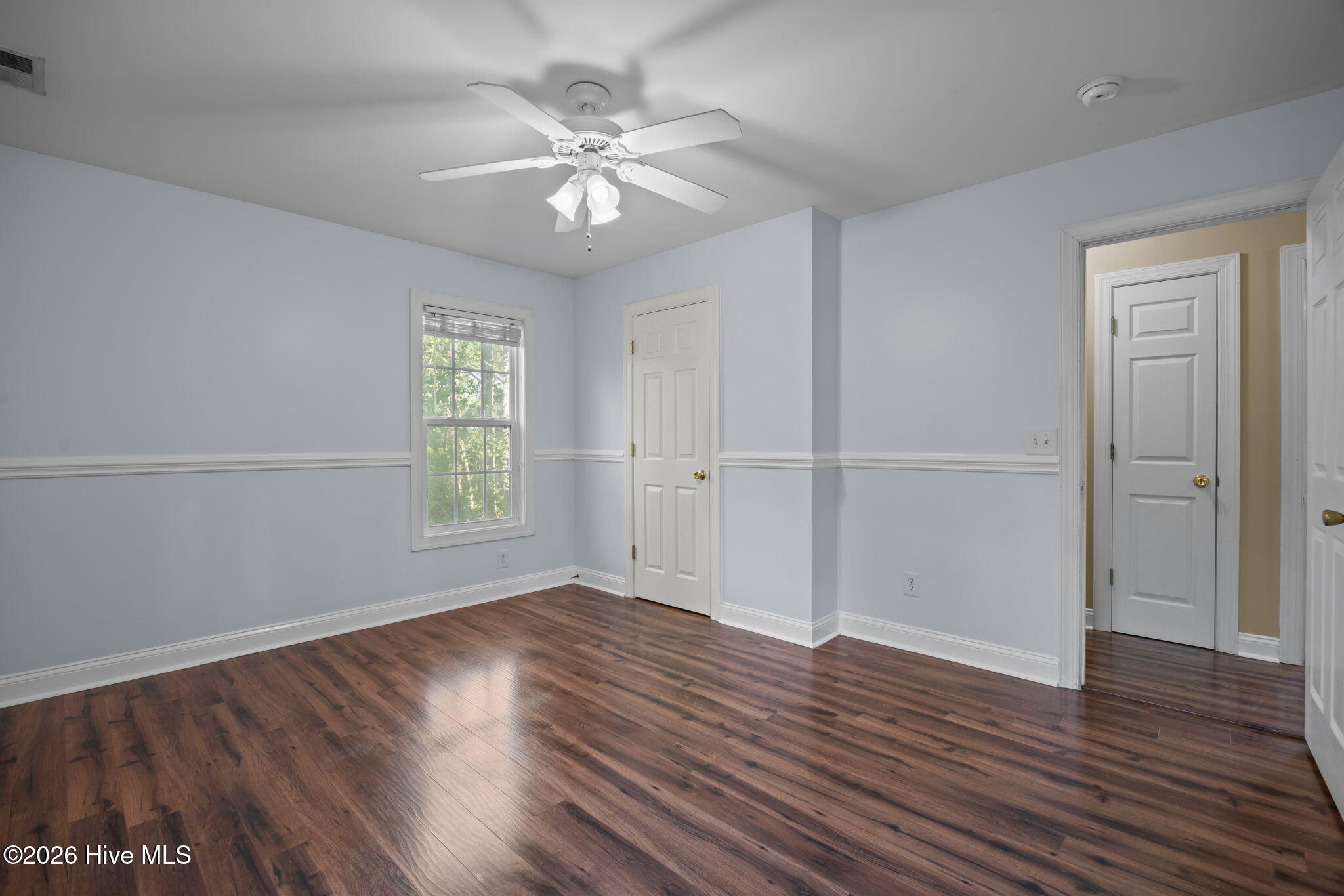 100564597 | Photo 34