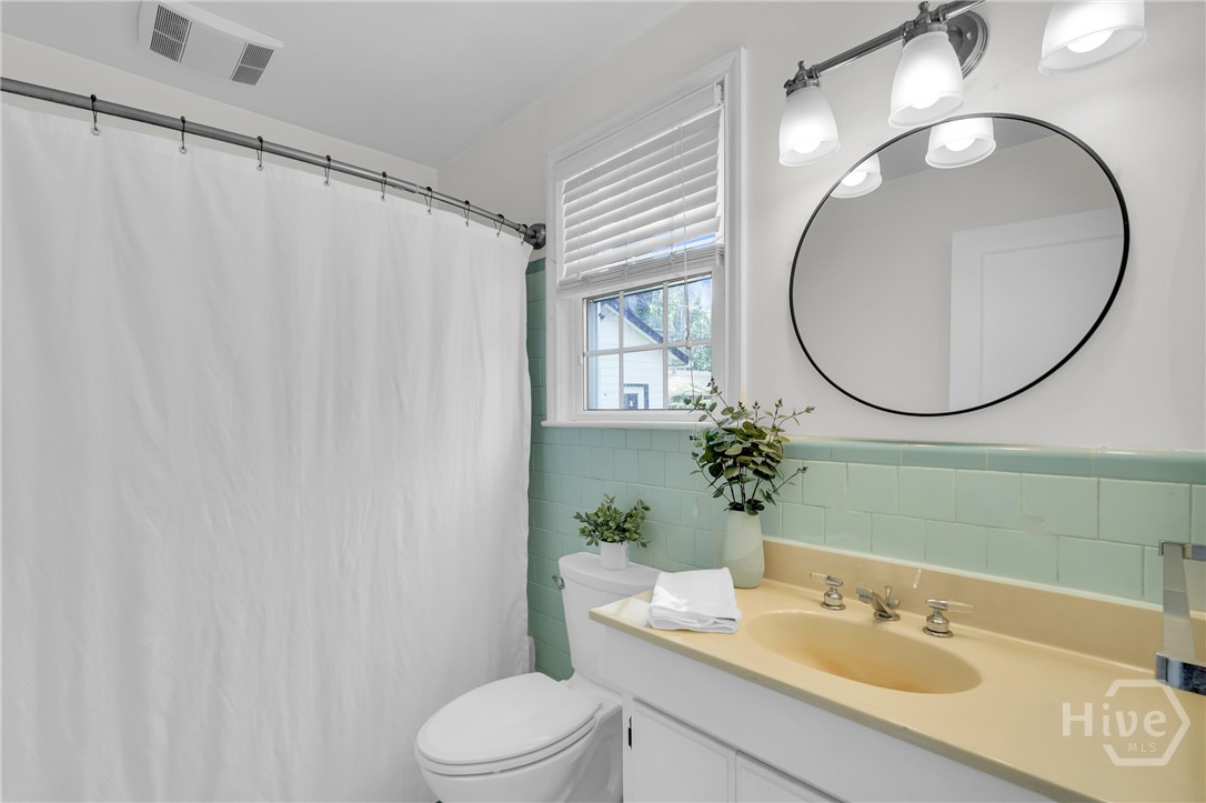 103 E 60th Street