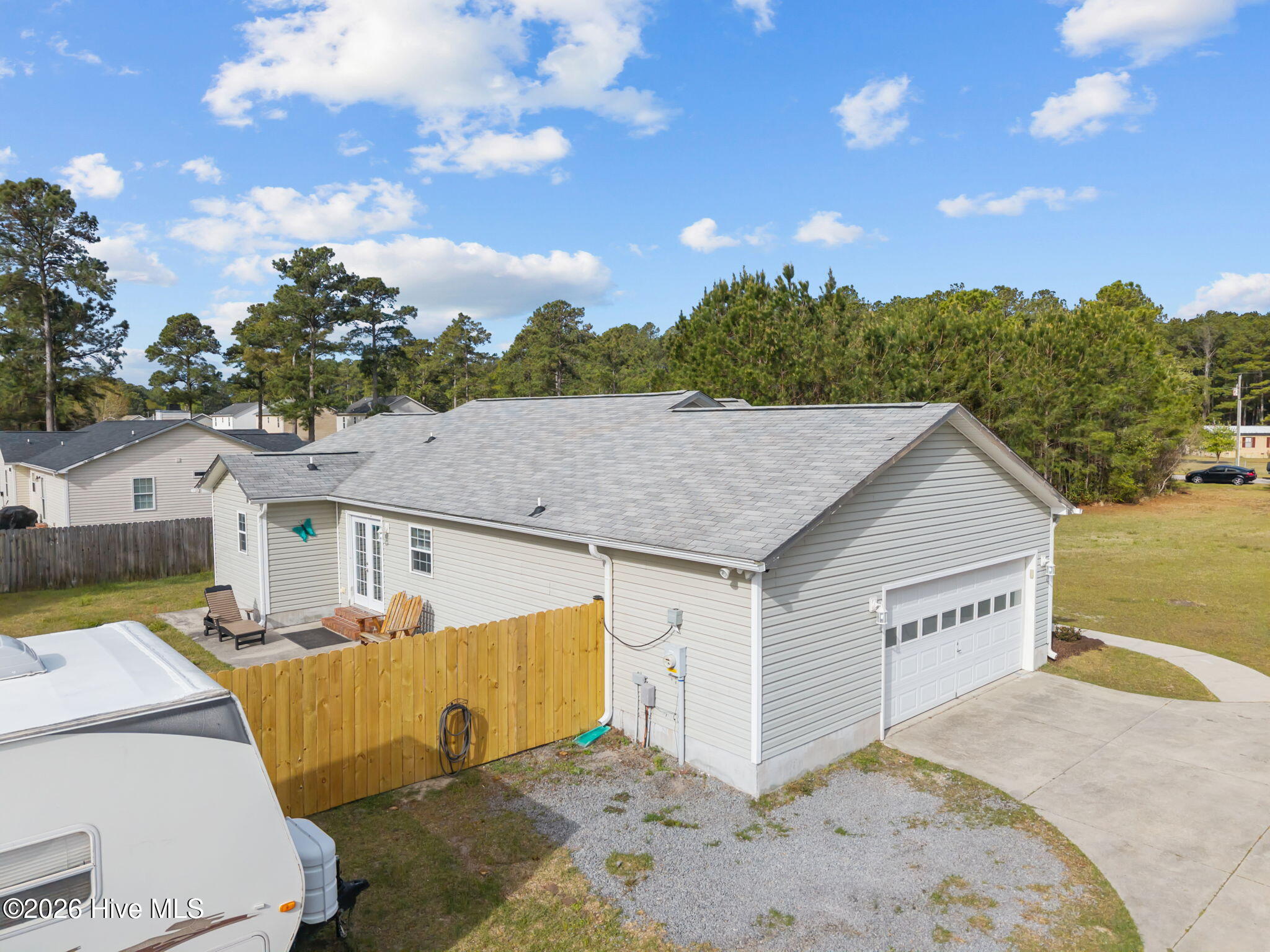 100566784 | Photo 29