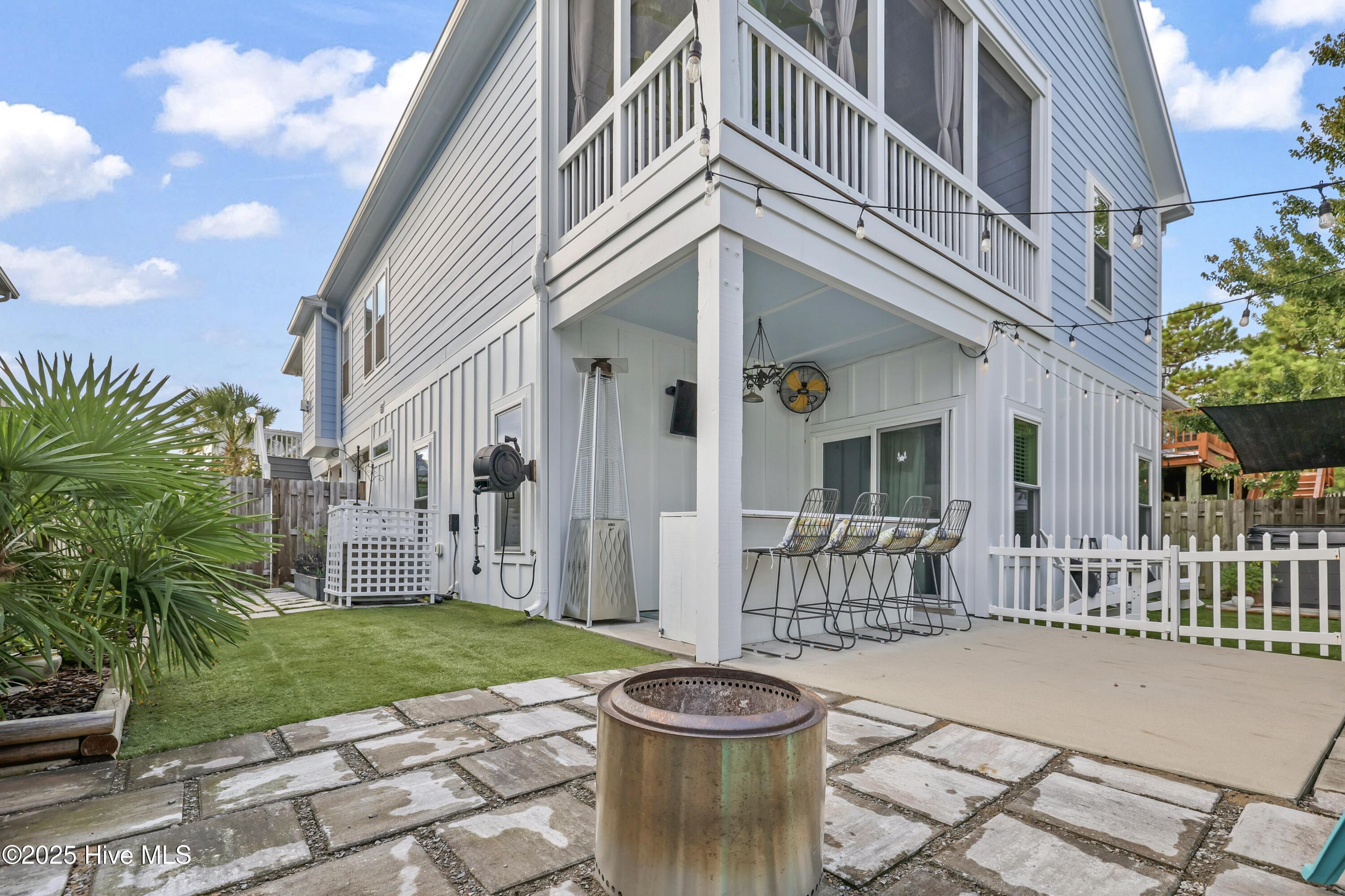 100536378 | Photo 47