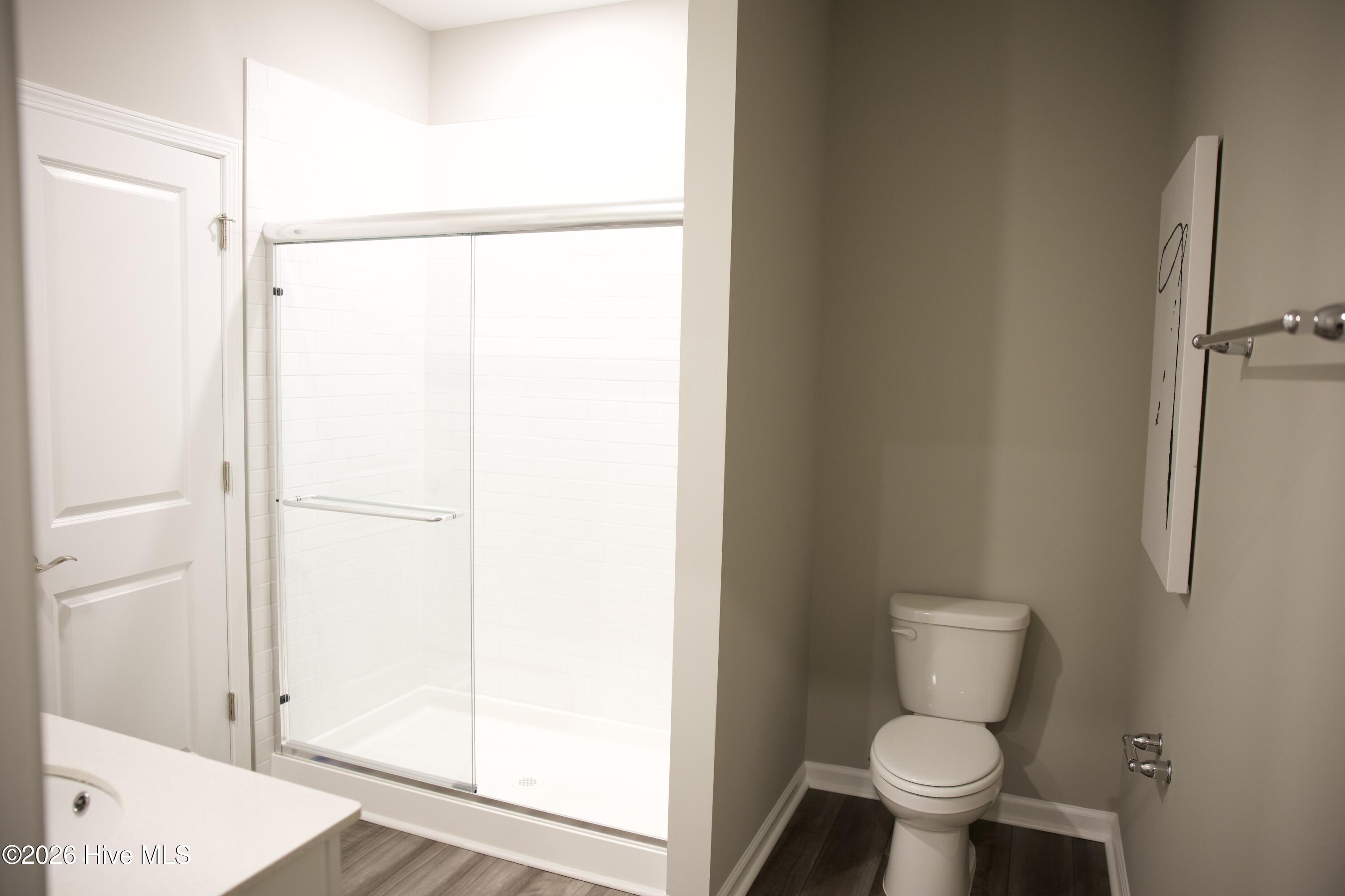 100535942 | Photo 10