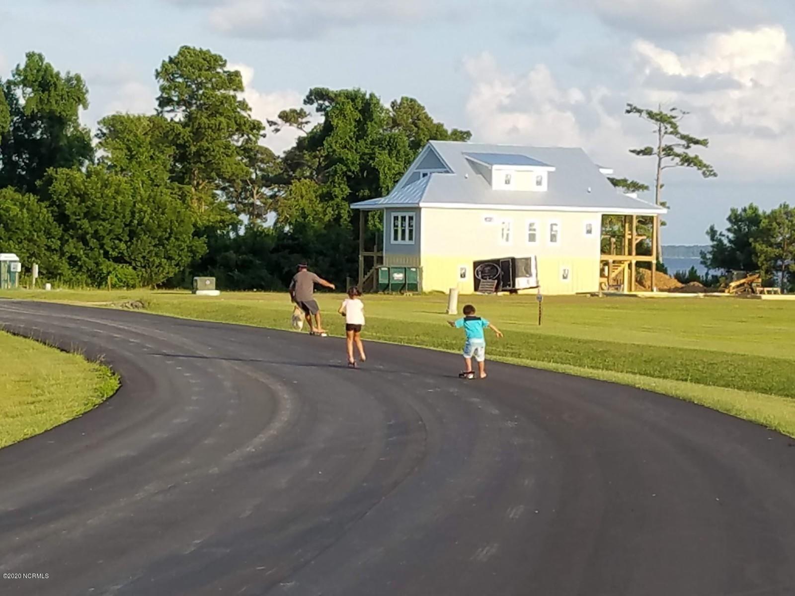 28 Palm Court, Minnesott Beach, NC, 28510