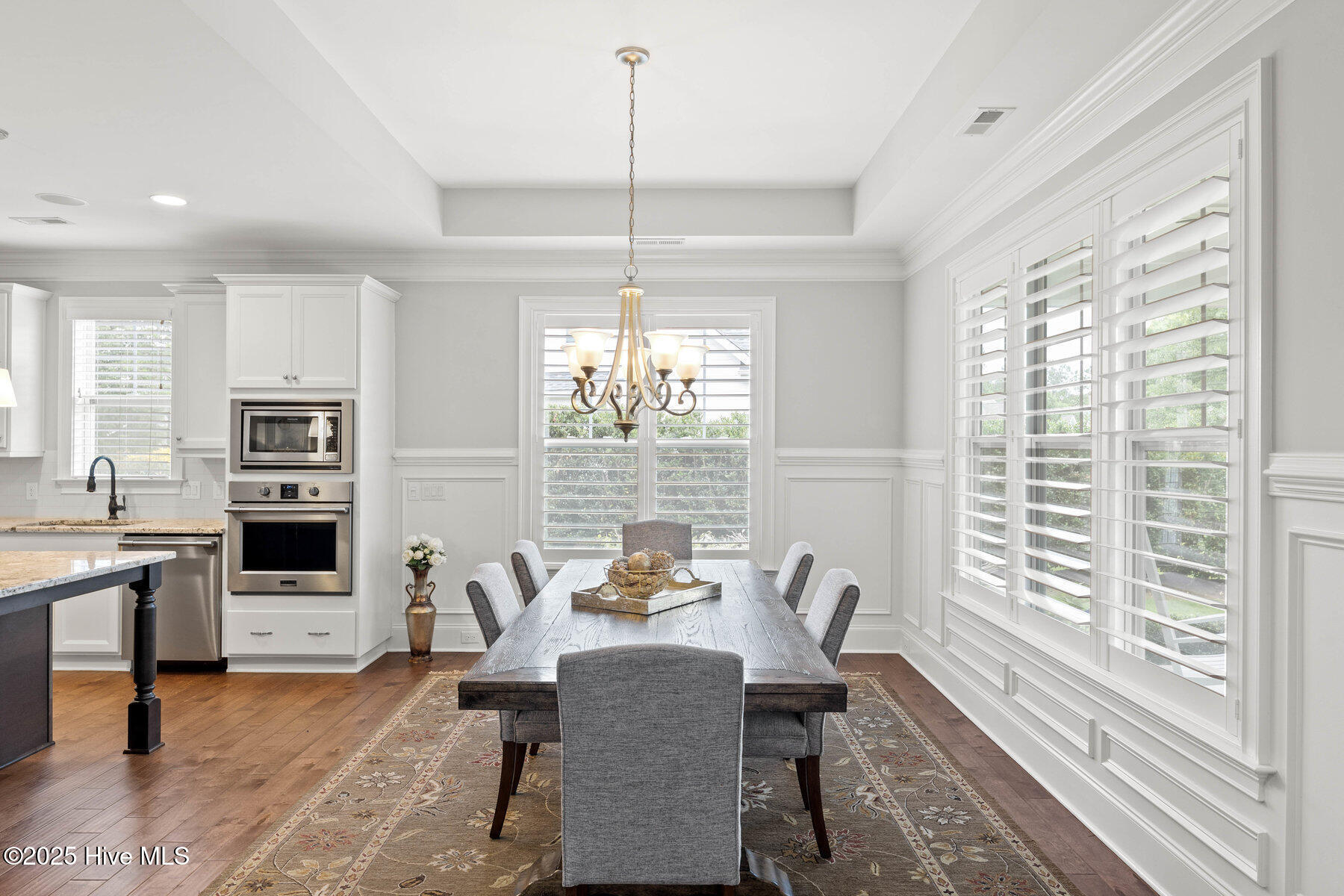 100515145 | Photo 13