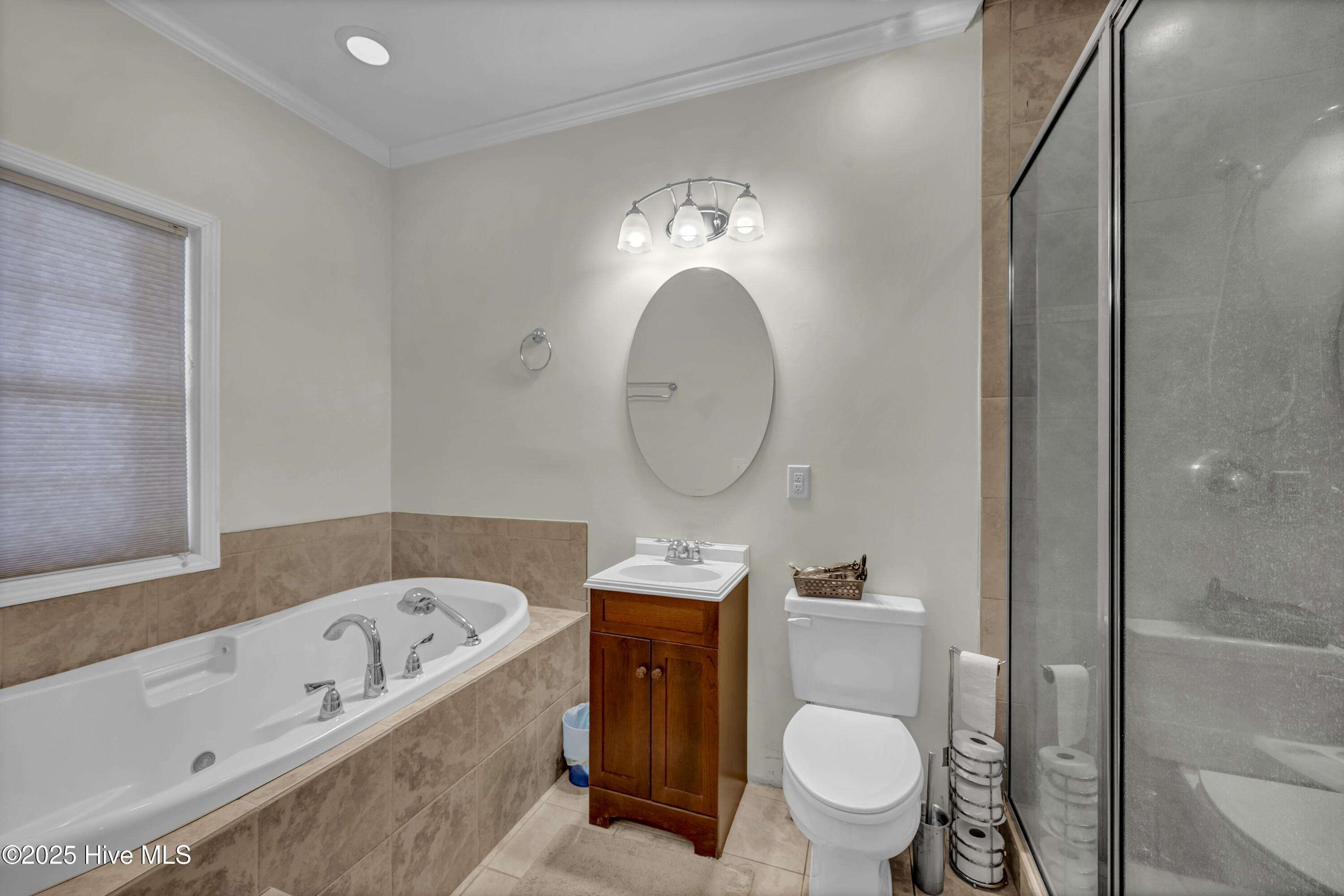 100544493 | Photo 13