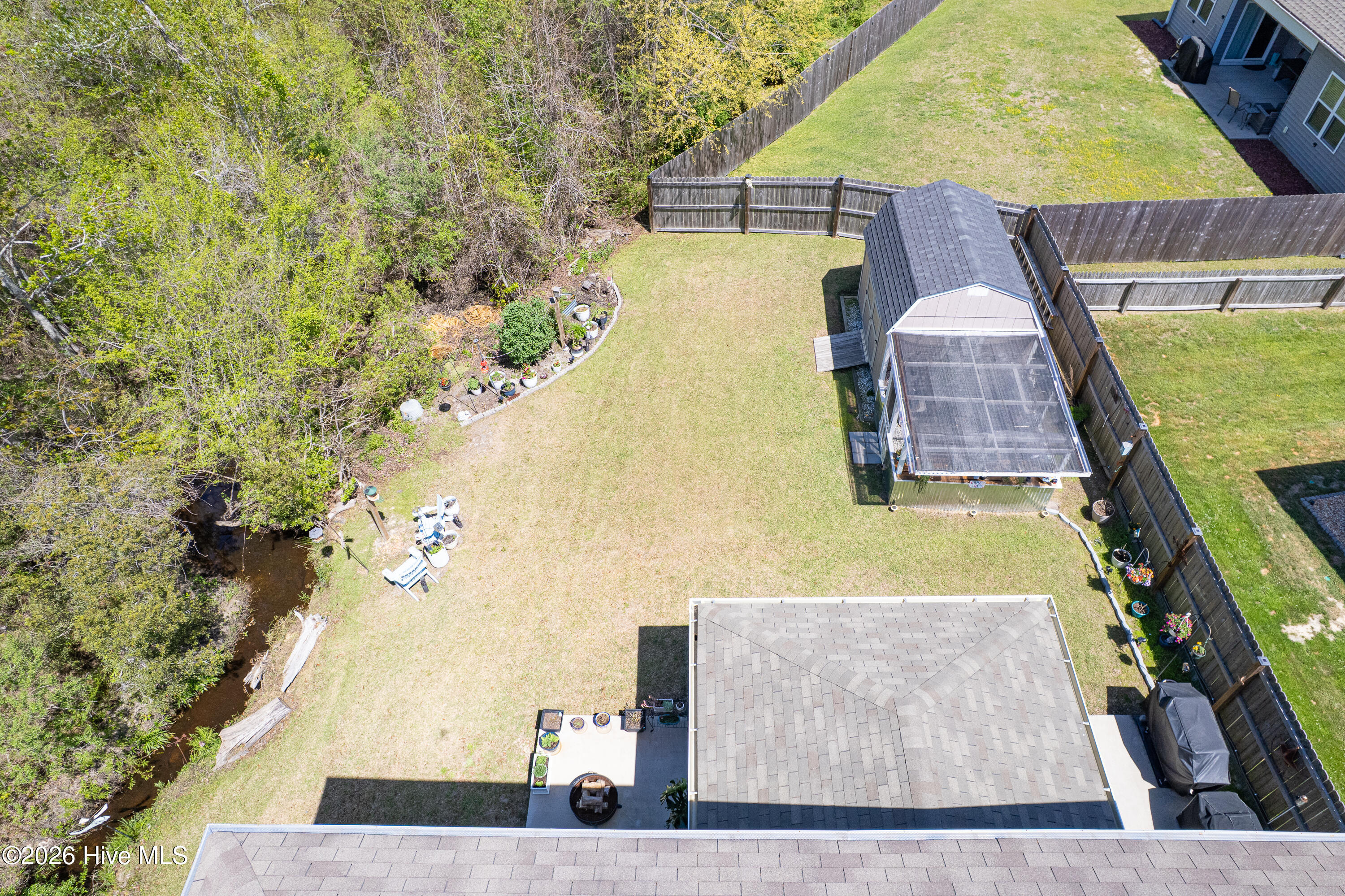 100565861 | Photo 67