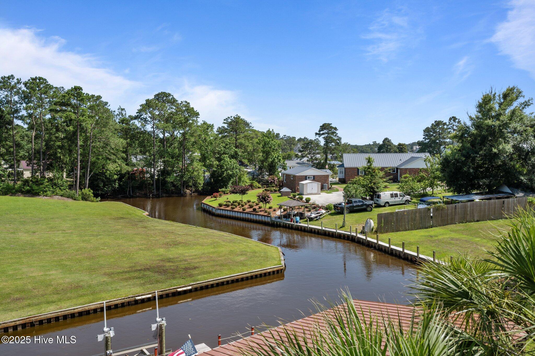 100517734 | Photo 87