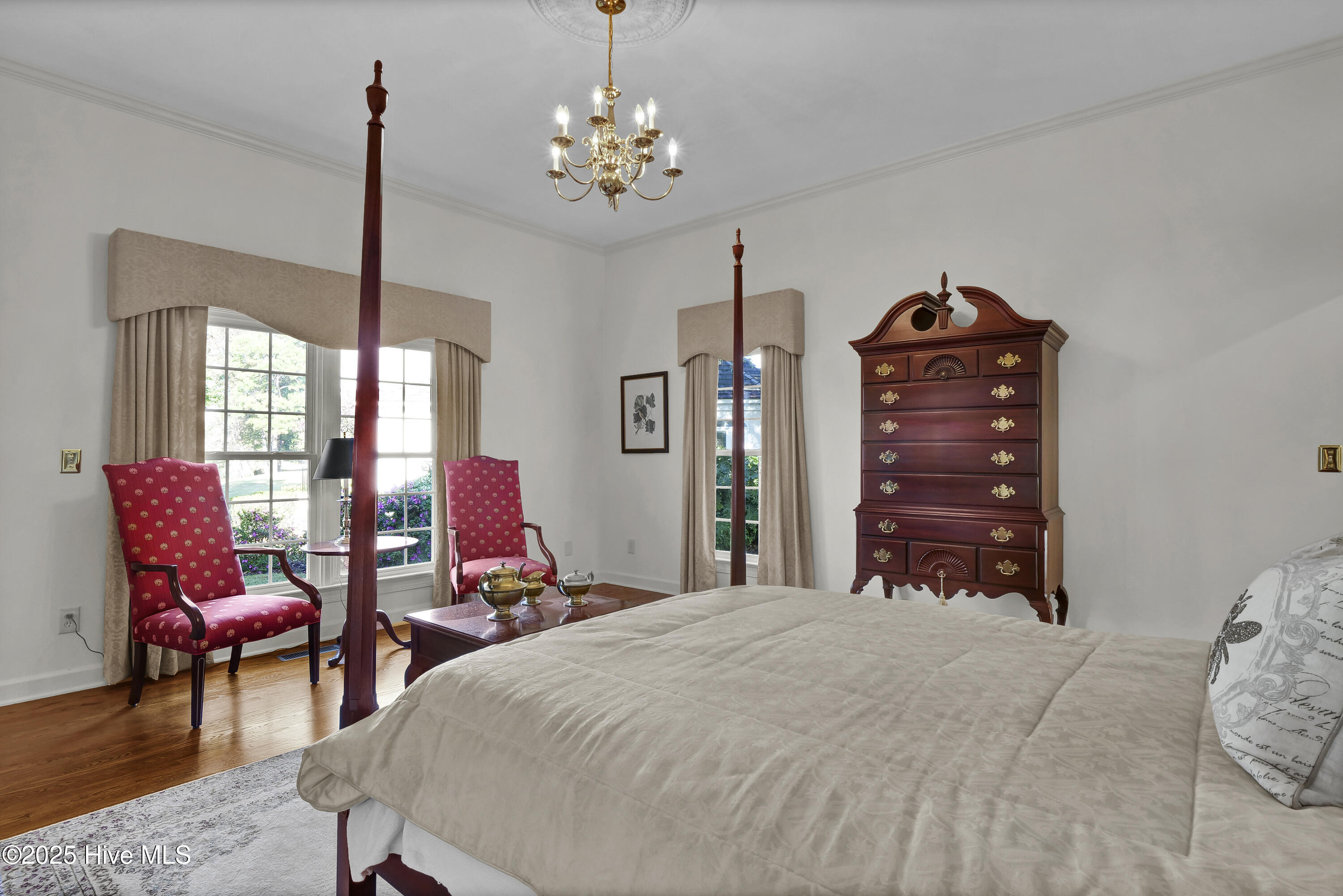 100541341 | Photo 35