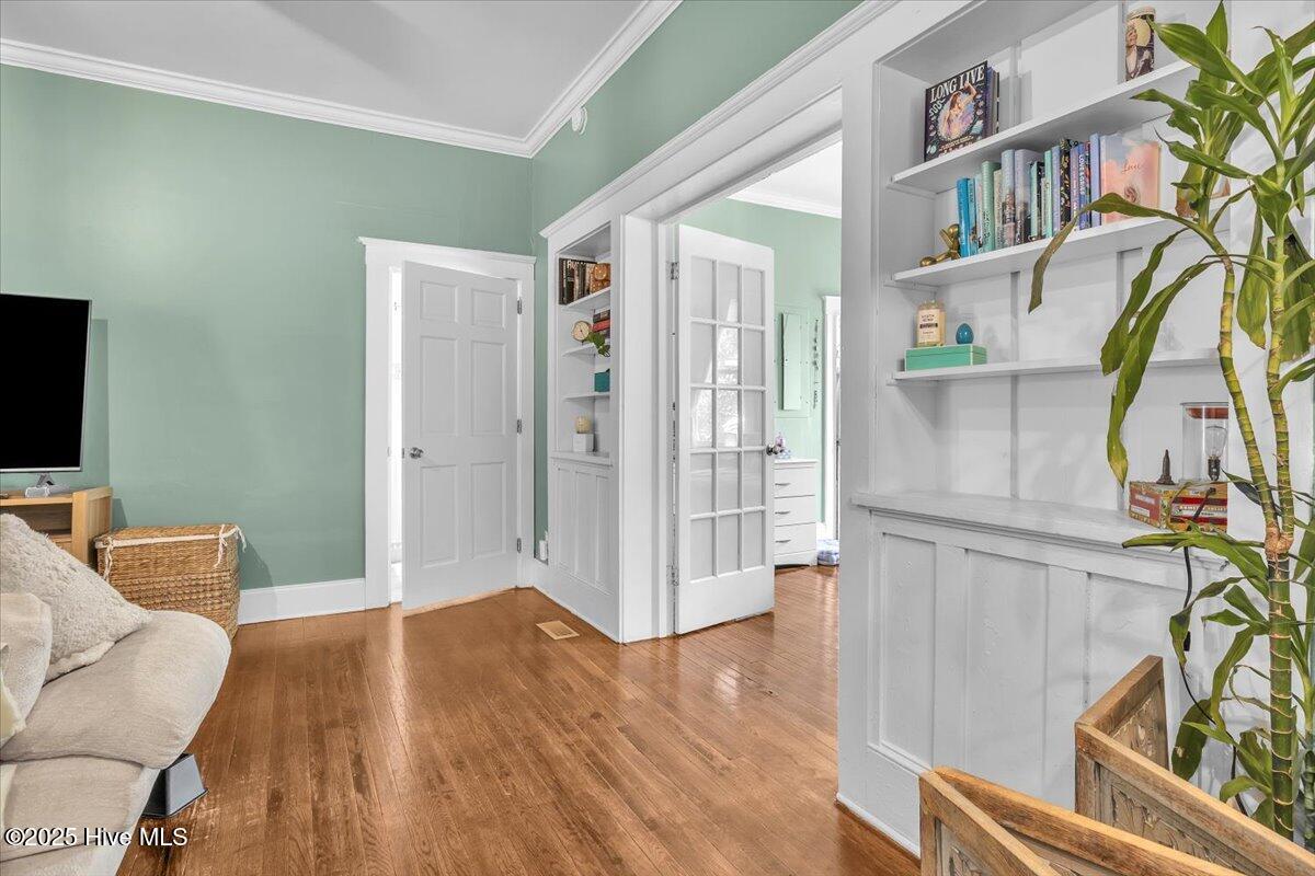 100525423 | Photo 19