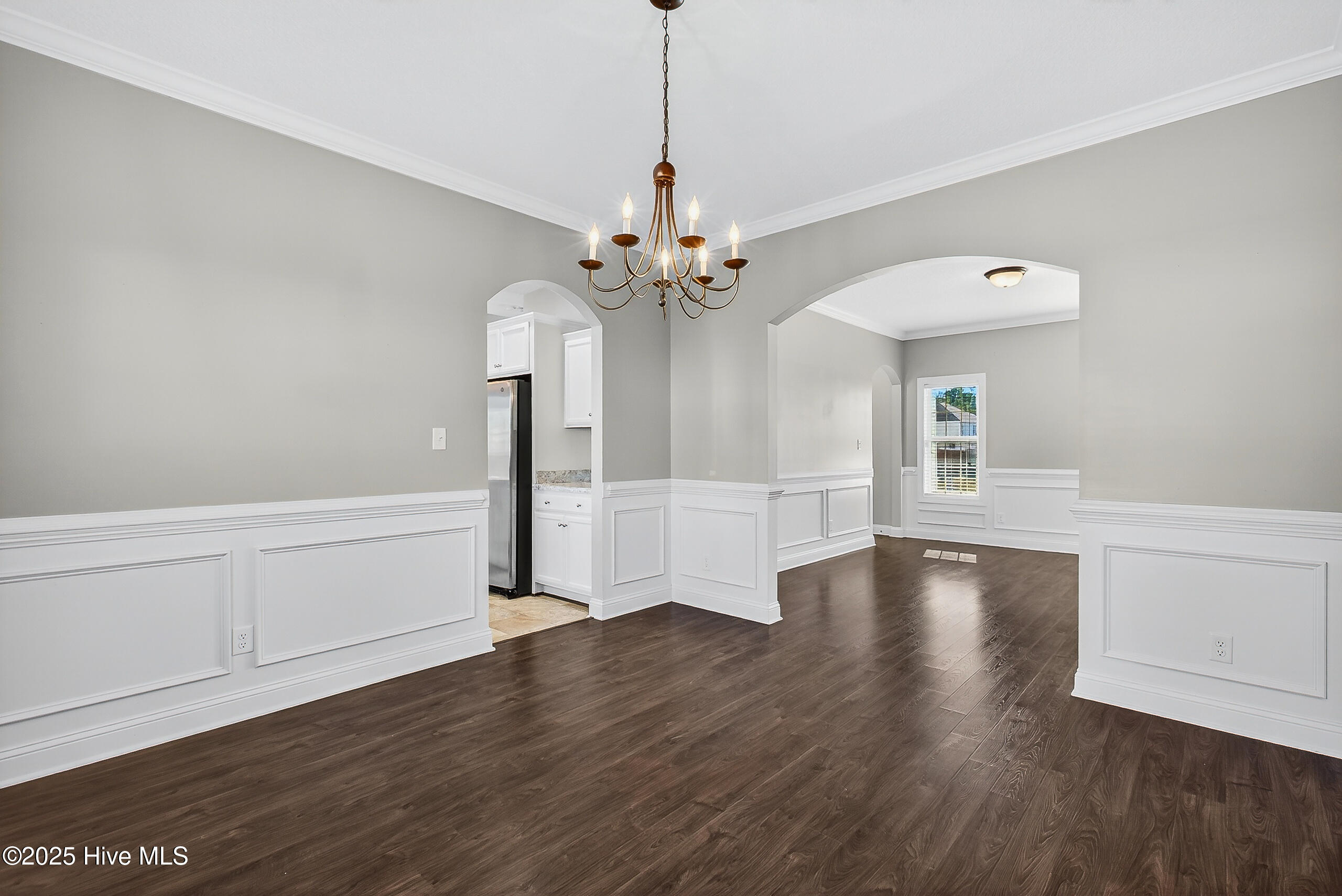 100541345 | Photo 16