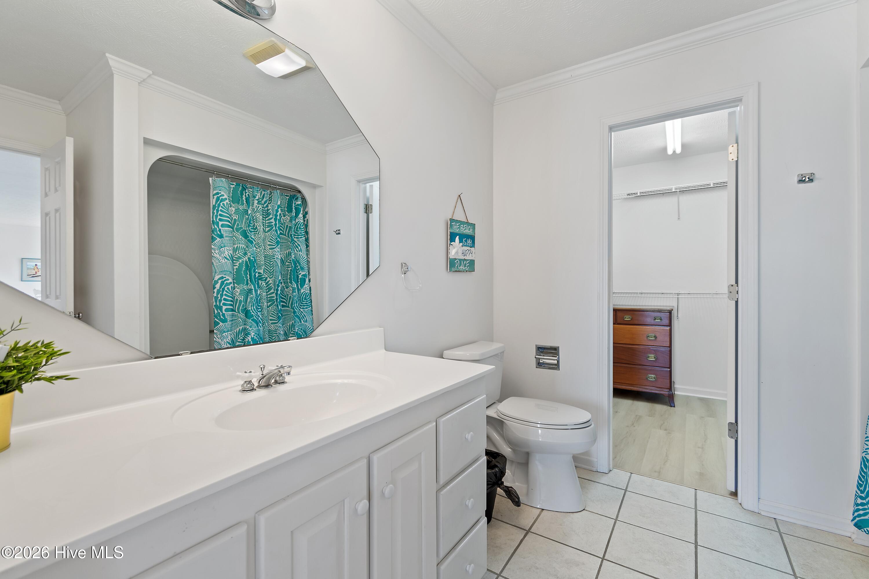 100564981 | Photo 18