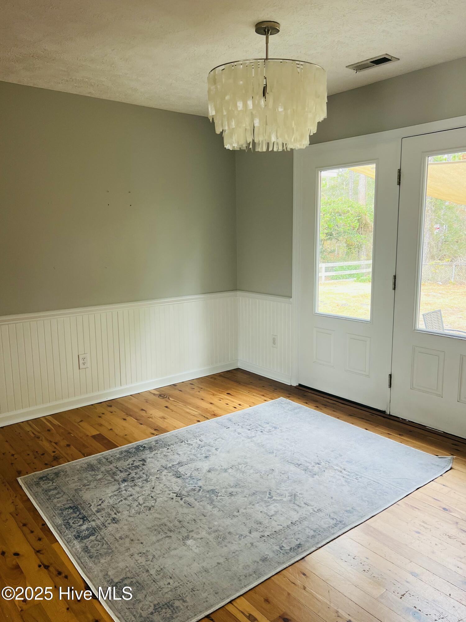 100544545 | Photo 15