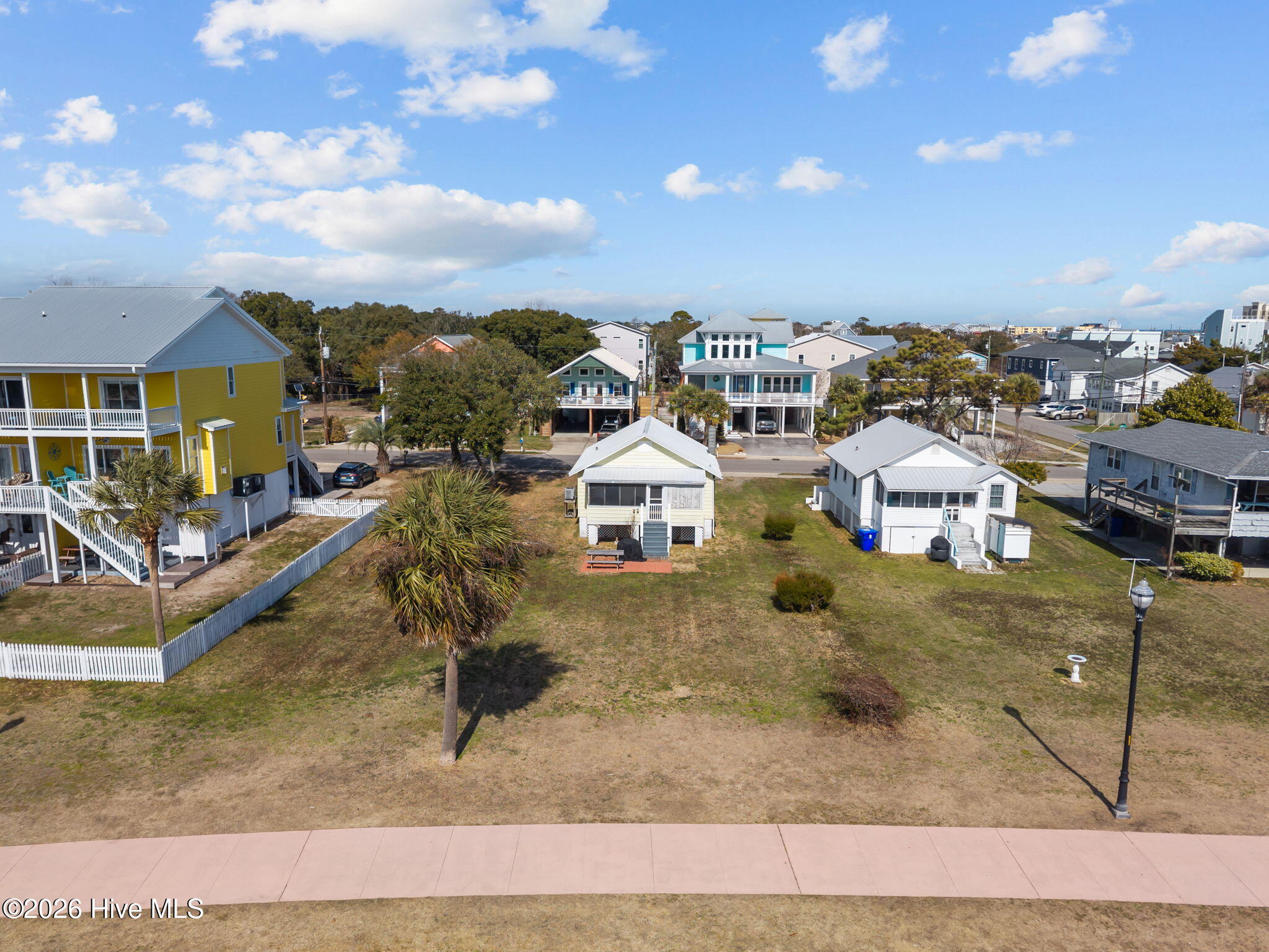 305 Atlanta Avenue, Carolina Beach, NC, 28428