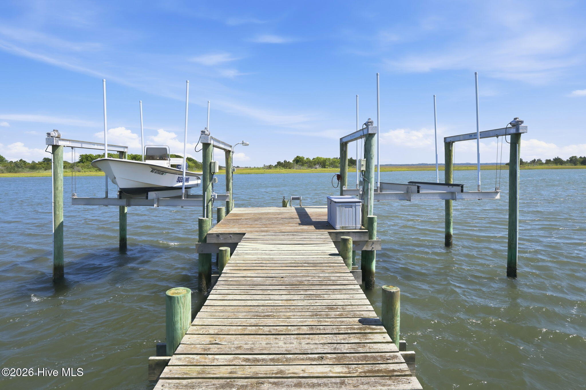 121 Harbour Drive,Hubert