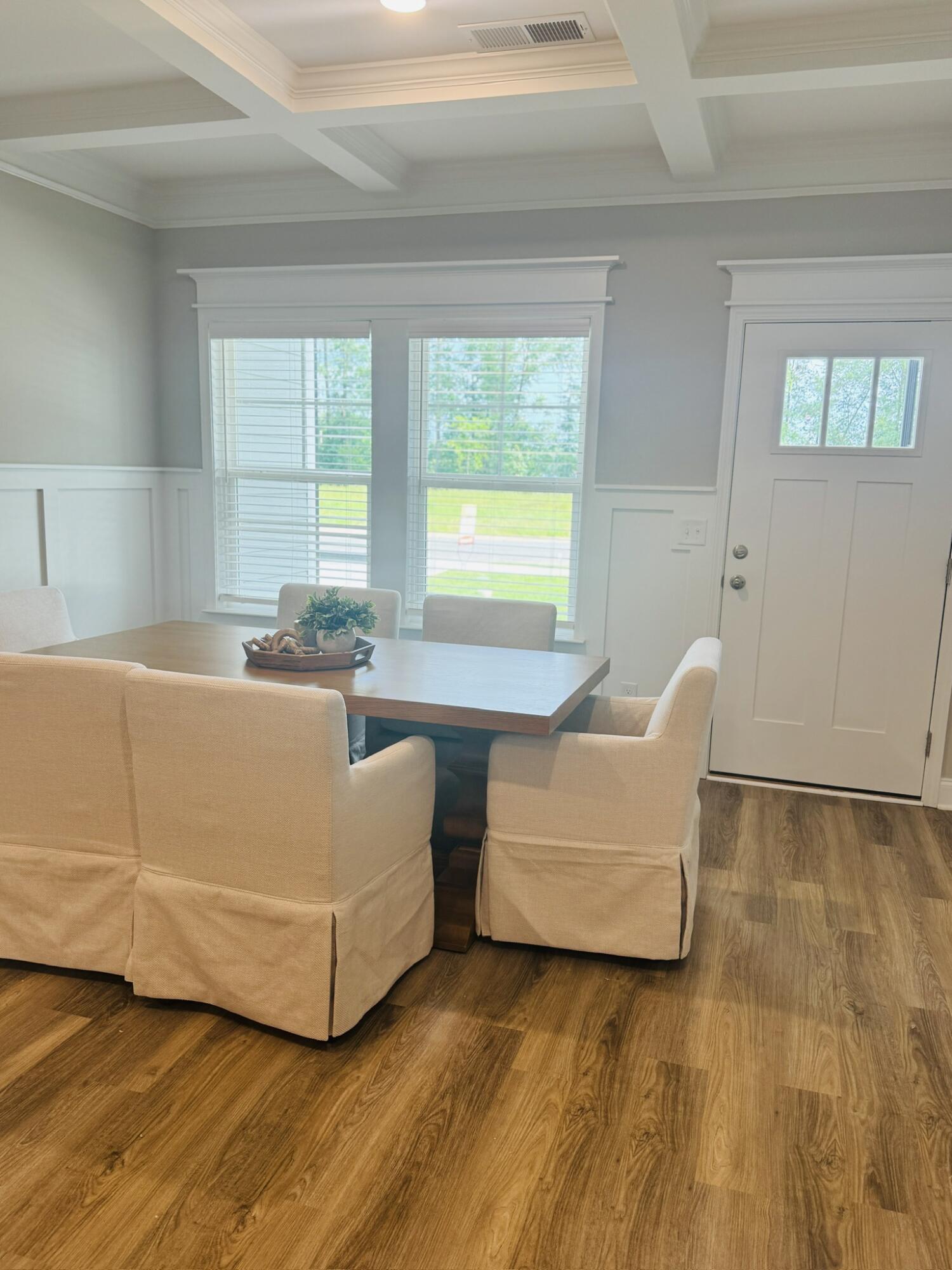 46822023-AAD6-4C10-A08E-45CCD2BBF33D_1_1