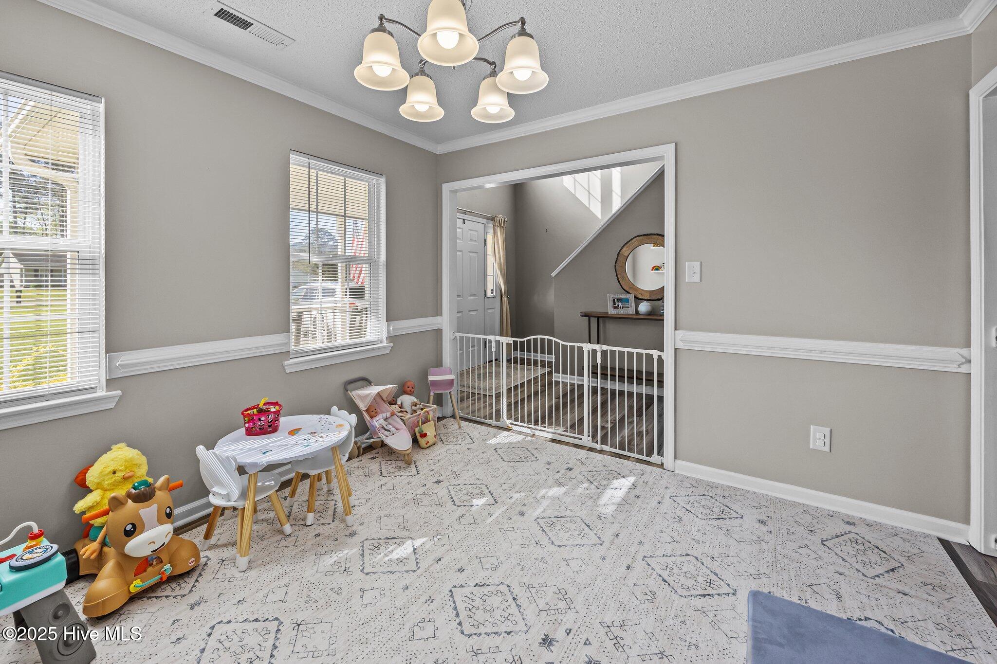 215 Bishop Drive, Jacksonville, NC, 28540