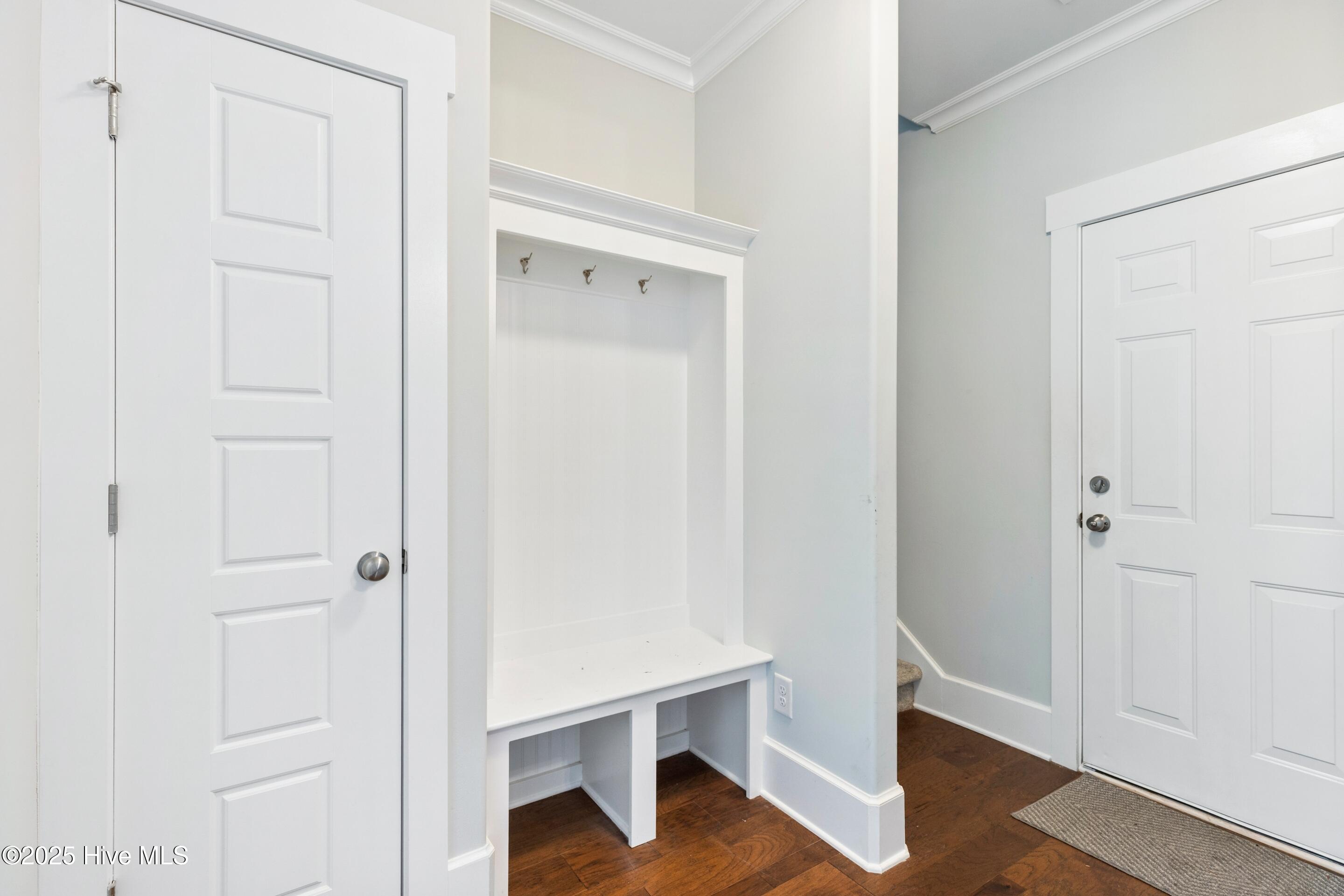 100531261 | Photo 50