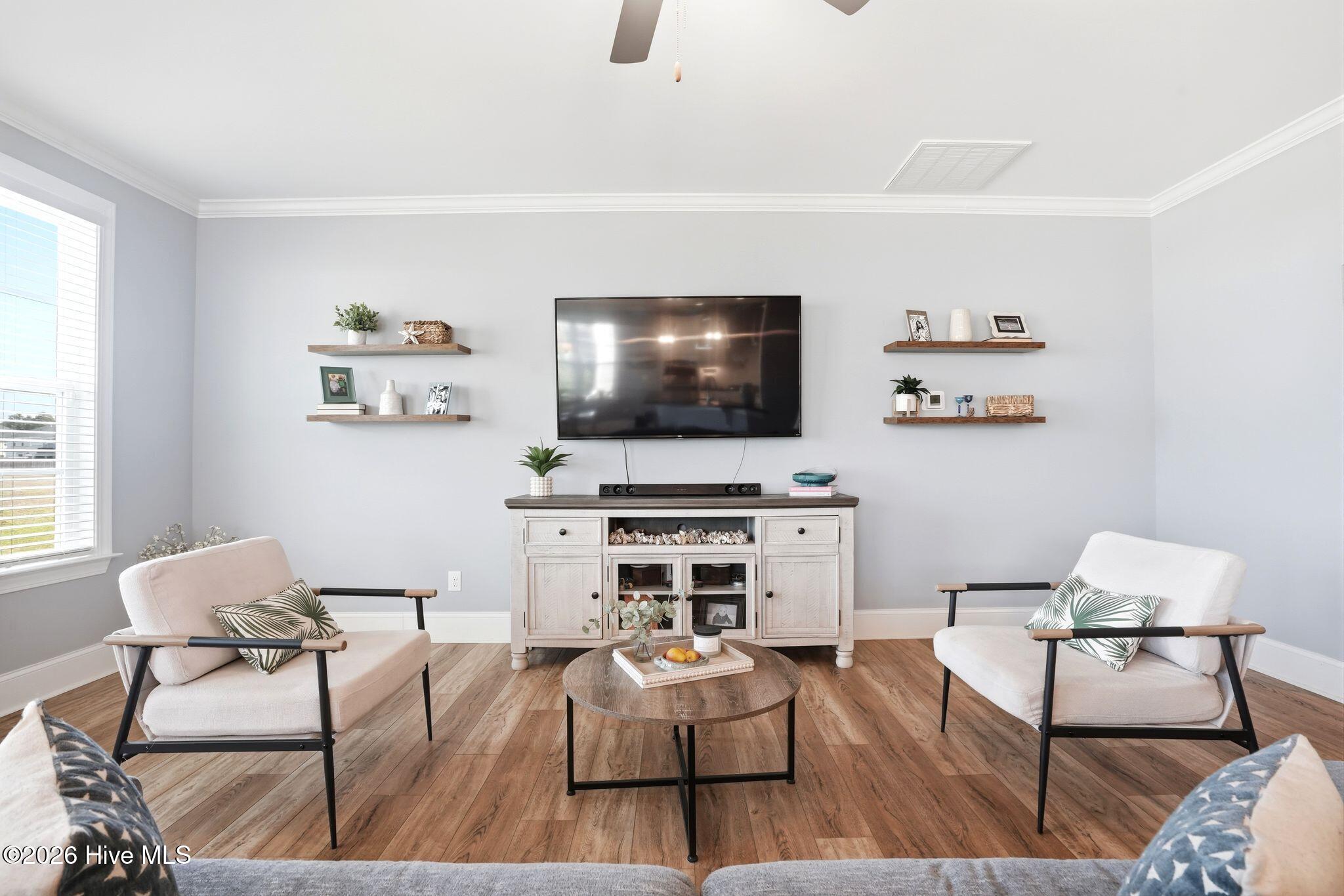 100563287 | Photo 17