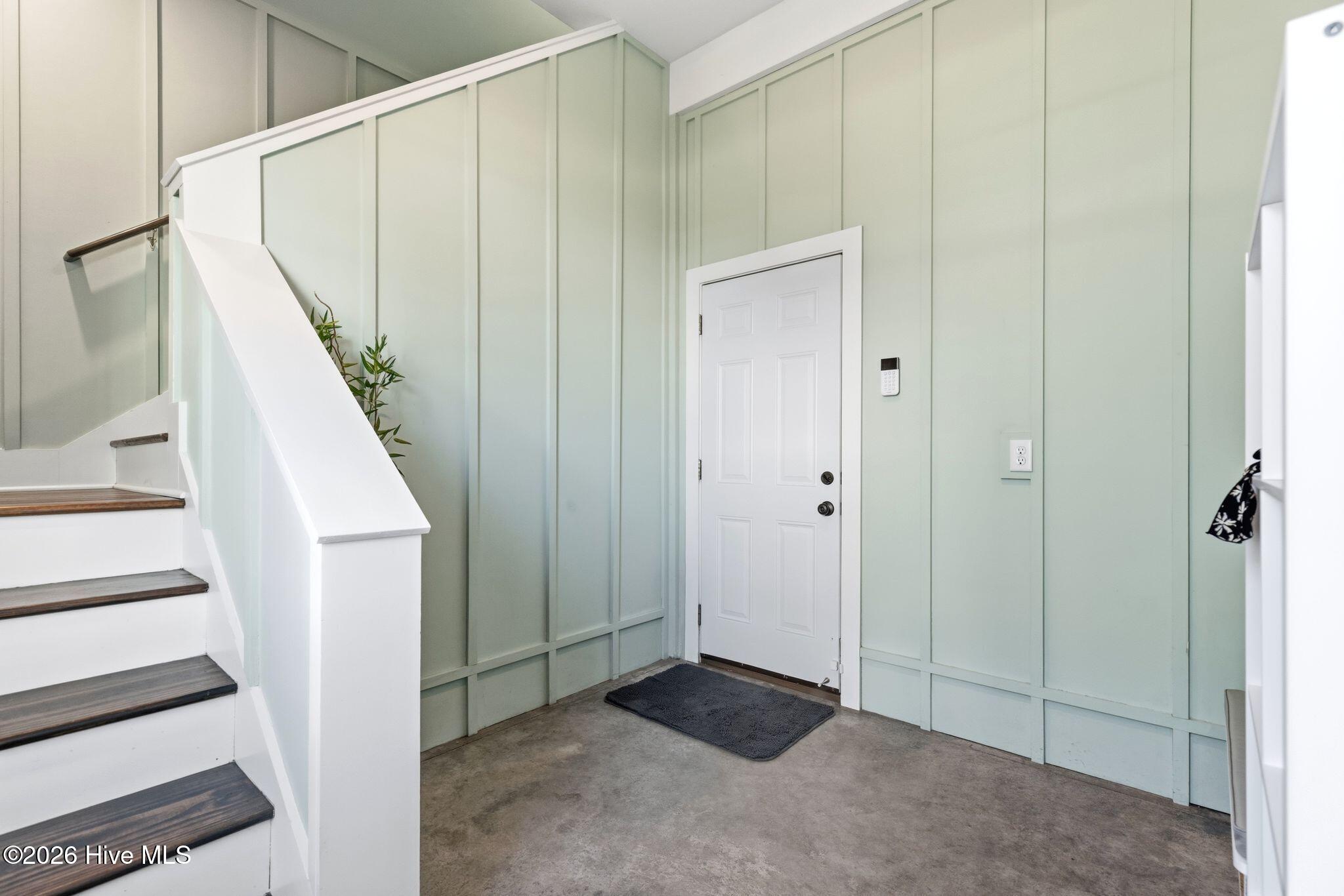 100559655 | Photo 48