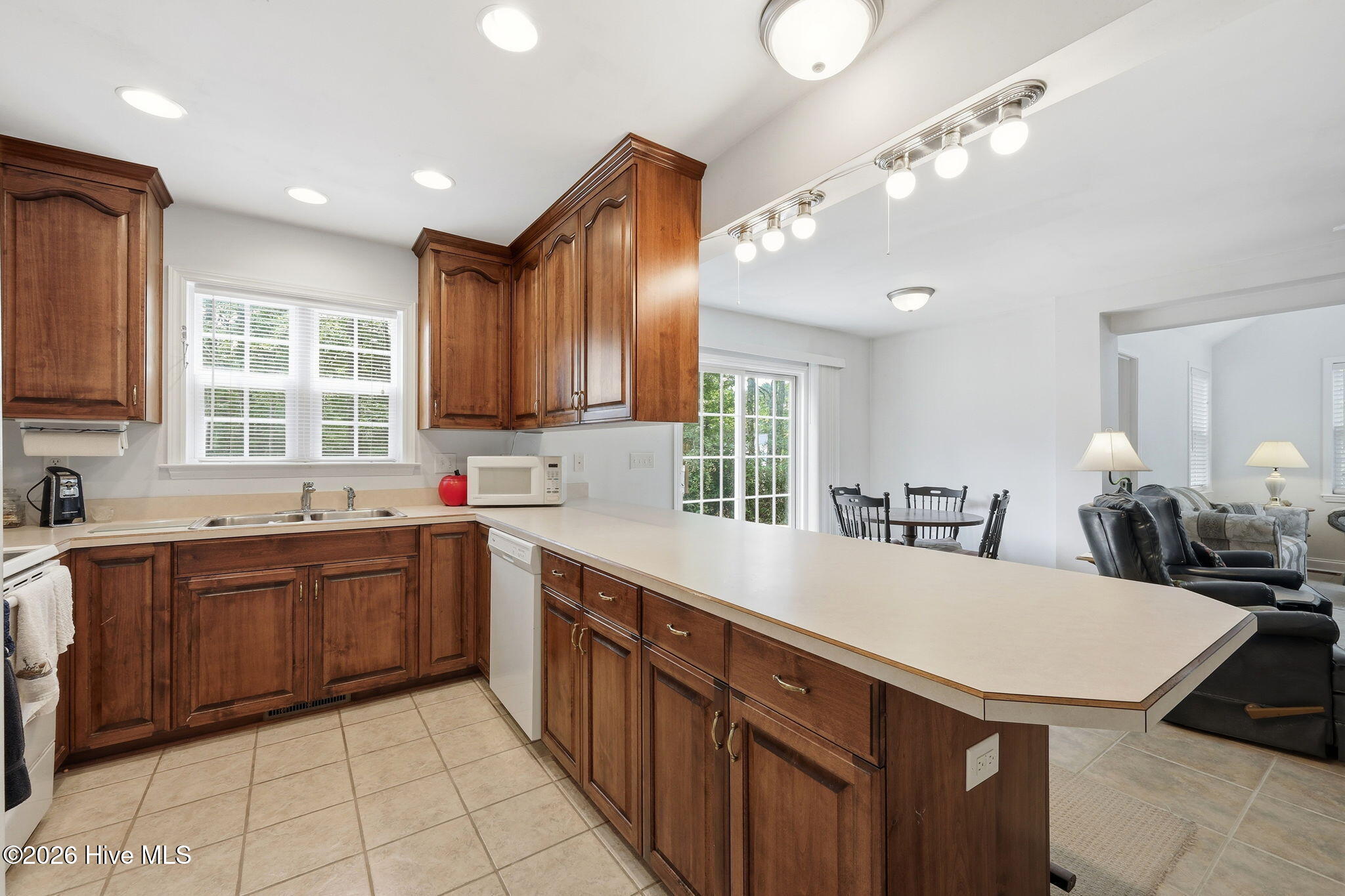 74 Driftwood Court,Minnesott Beach