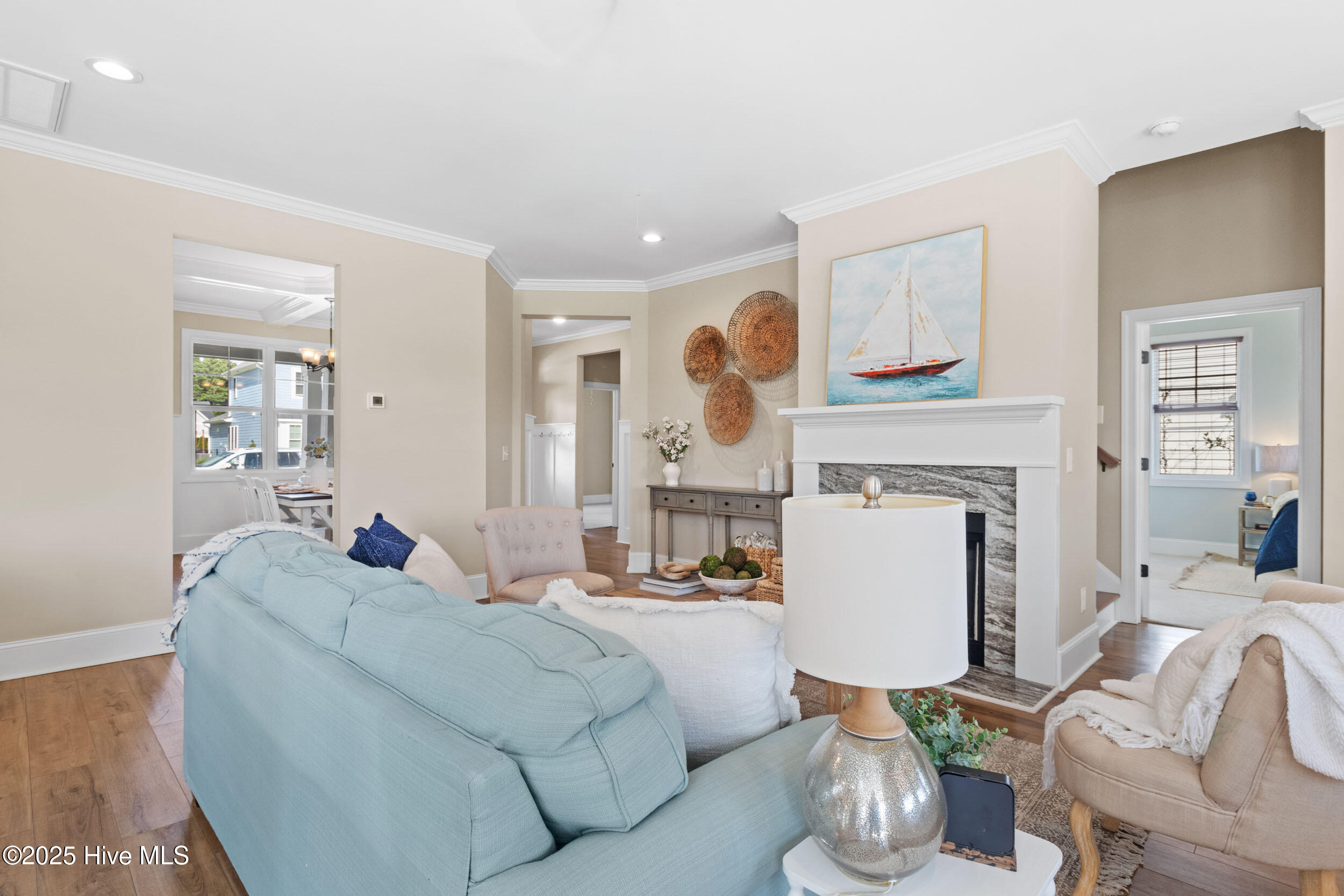 100528109 | Photo 14