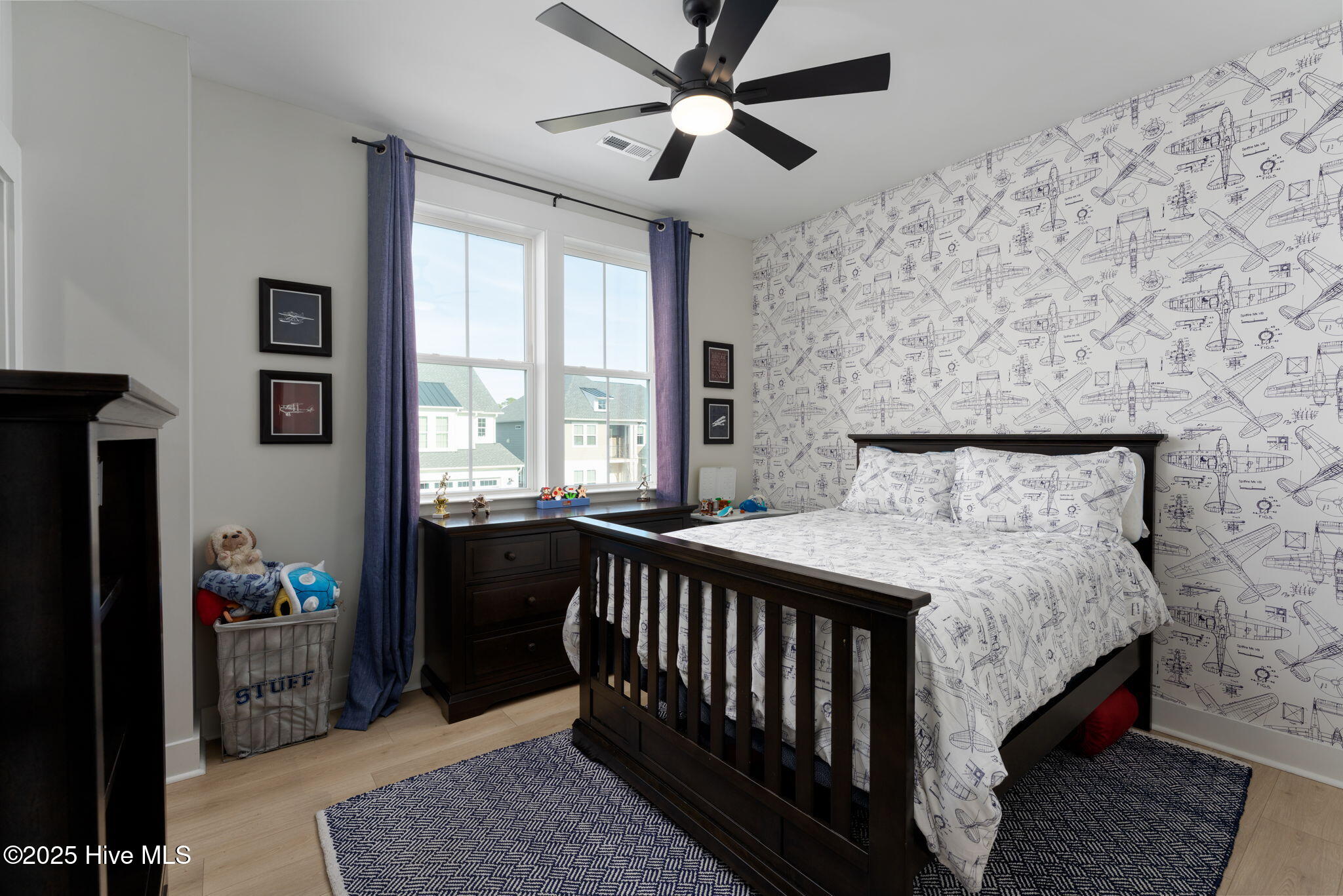 100542365 | Photo 29