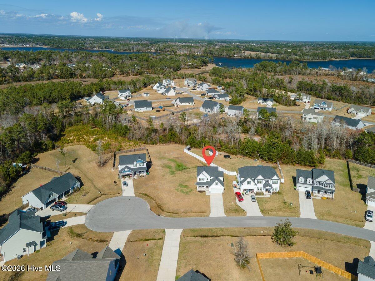 100558993 | Photo 53