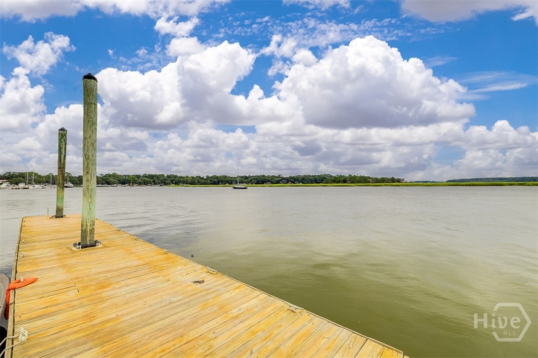 Dock