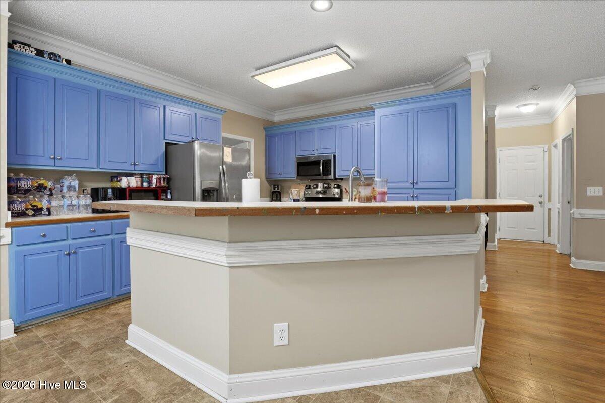 18-206 Creekside Dr-18