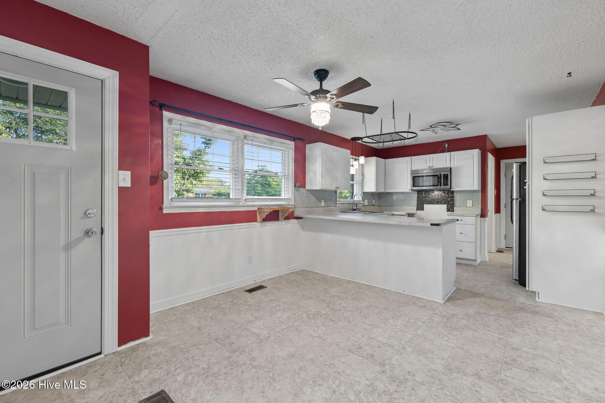 Photo 4 of Single family home for sale at 213 Vinwood Ave, Goldsboro, NC 27534 | MLS# 100599872 | Listing updated on 2026-09-22
