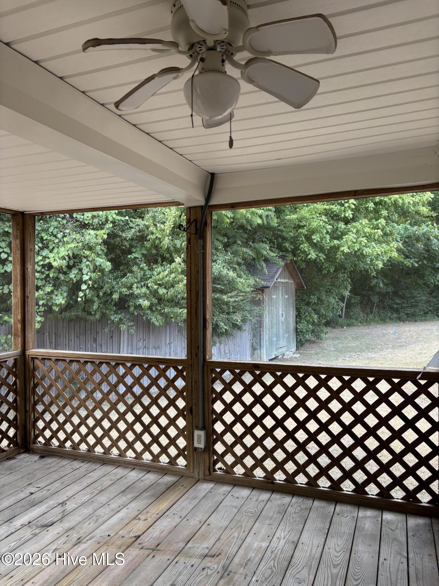 screened porch and one storage building