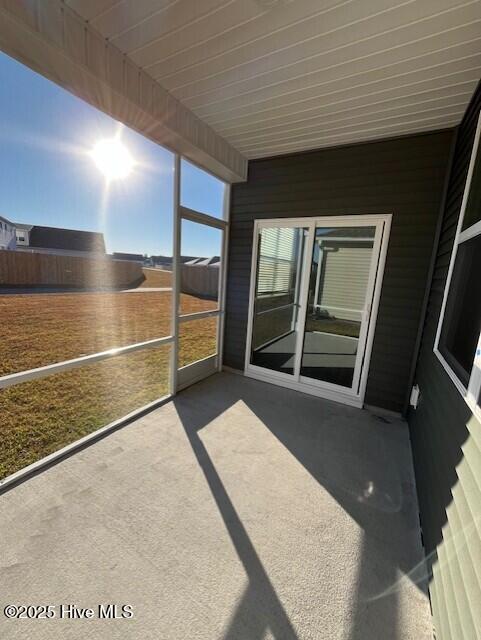 100529934 | Photo 34