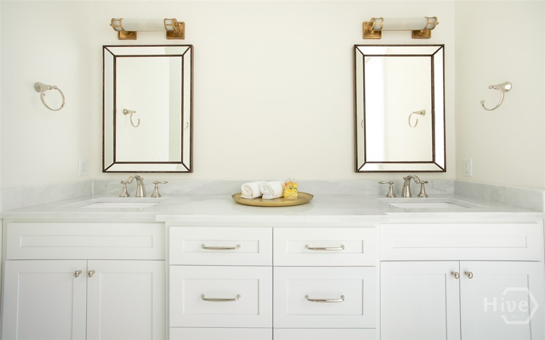 320 E Hall Street, Savannah, GA, 31401