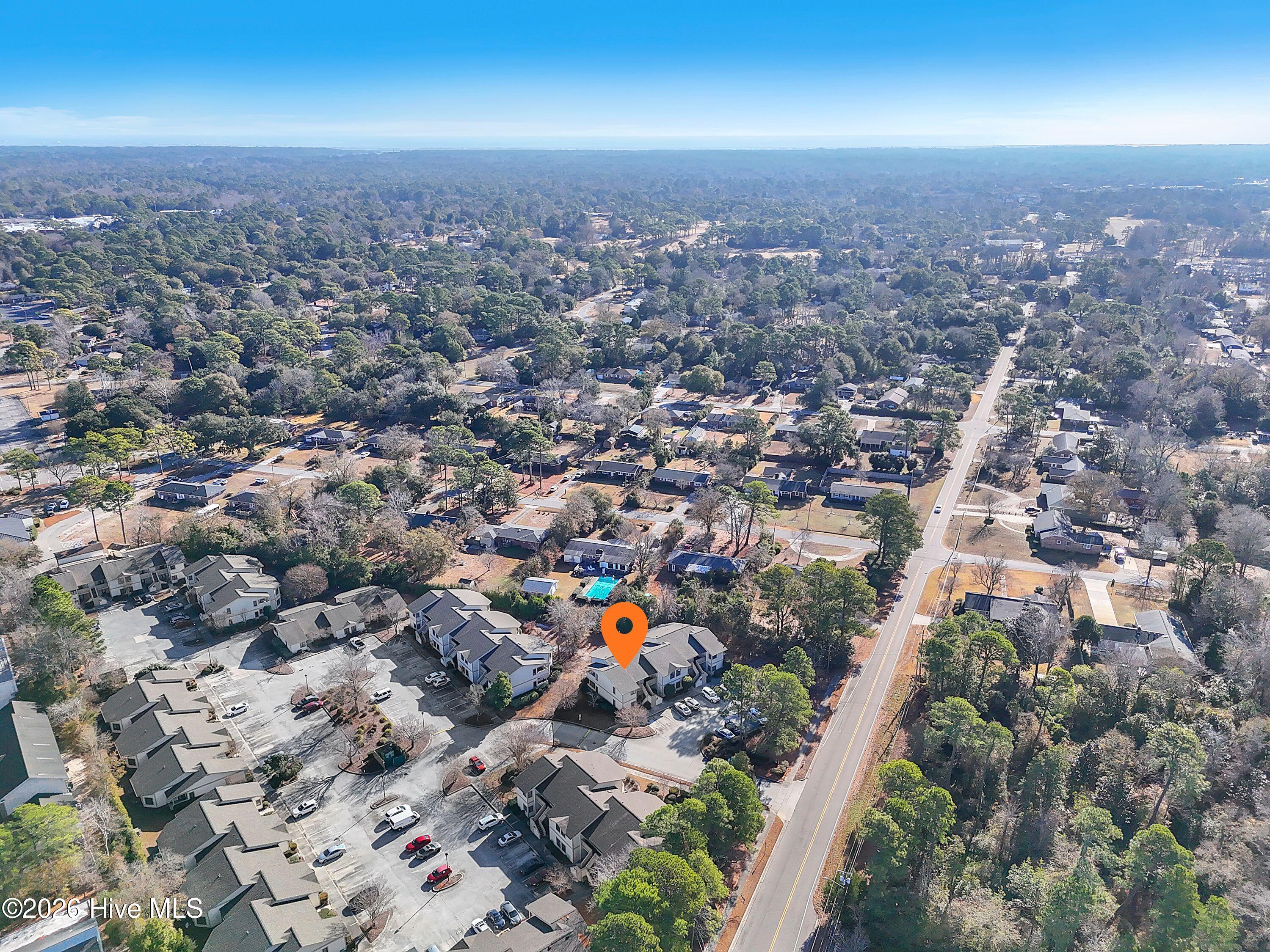 100547351 | Photo 26