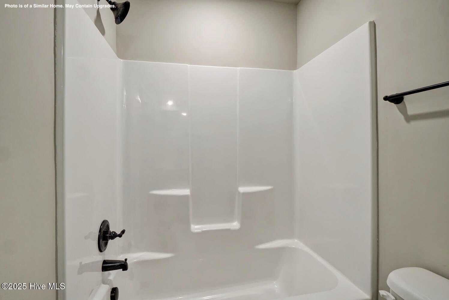 100537569 | Photo 18