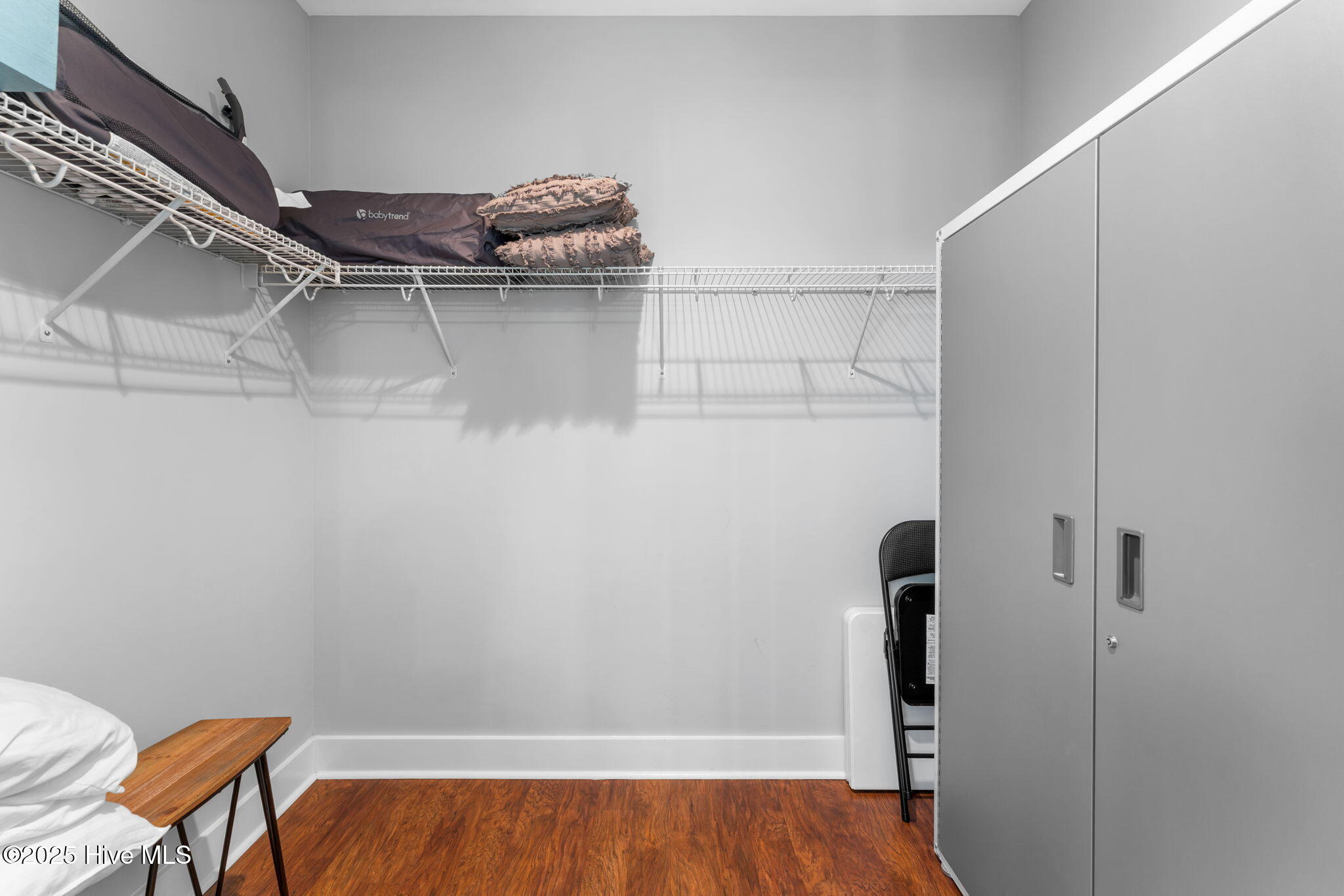 100545093 | Photo 27