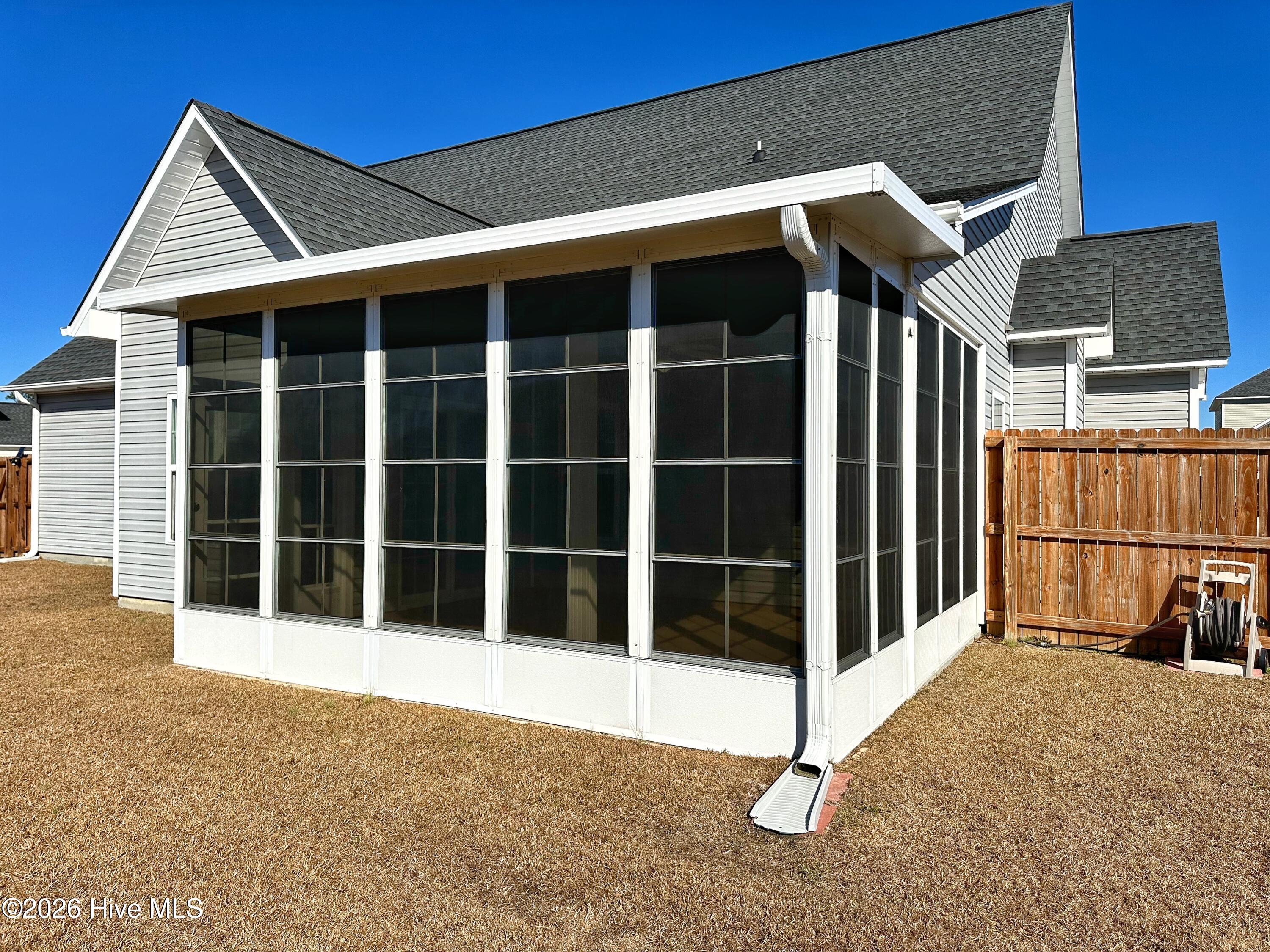 100550134 | Photo 54