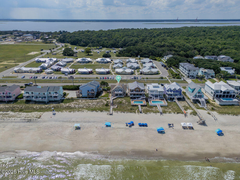 100522715 | Photo 38