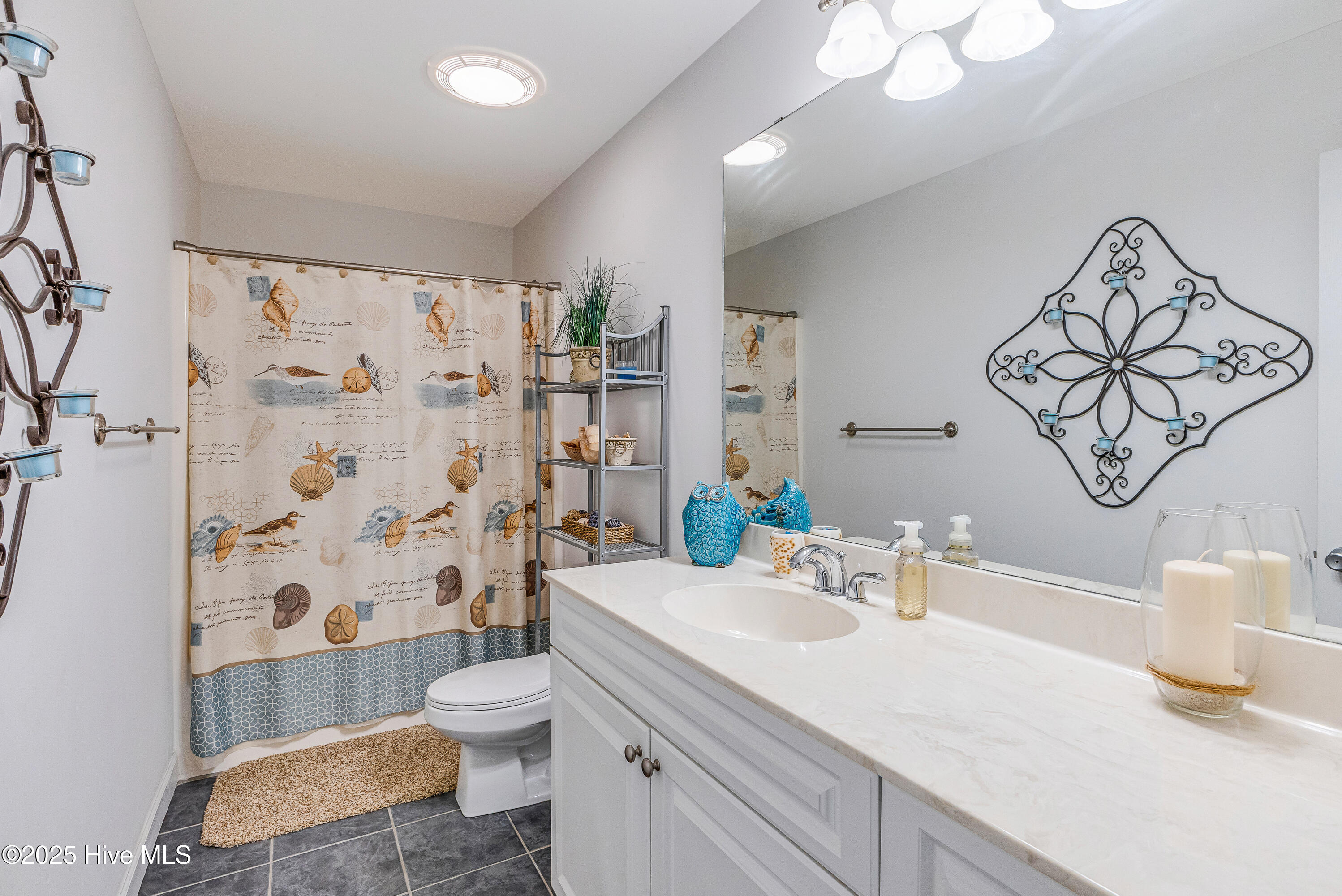 100543216 | Photo 20