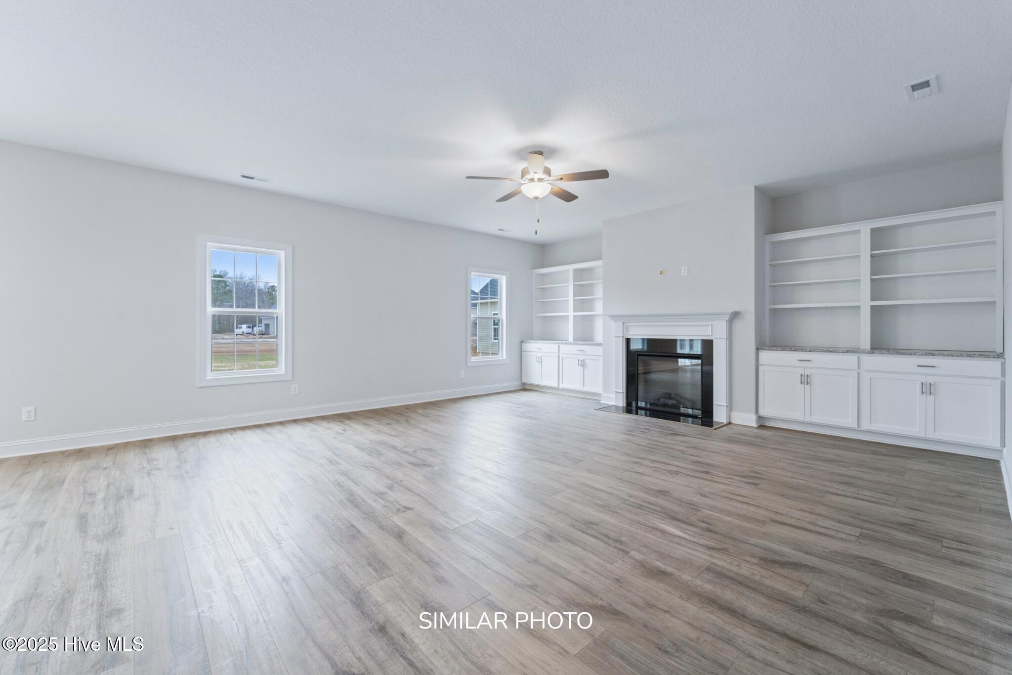 100518963 | Photo 11