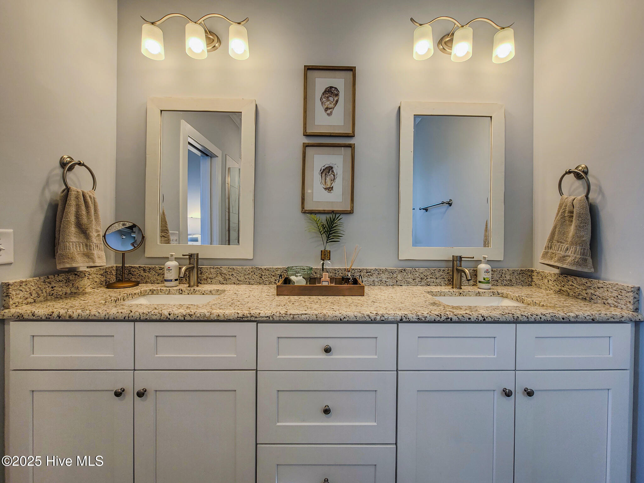 100540688 | Photo 20