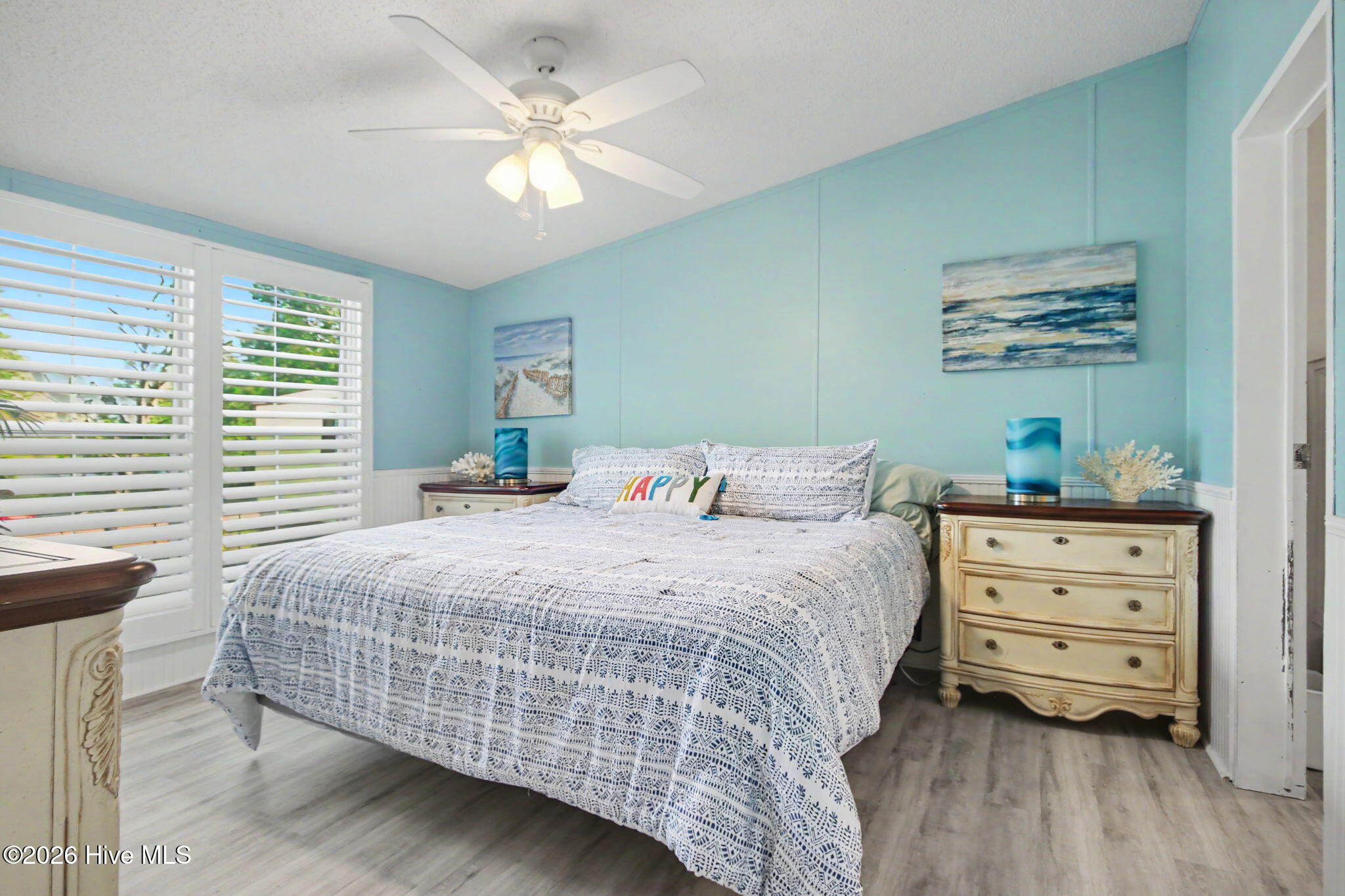 100568014 | Photo 13