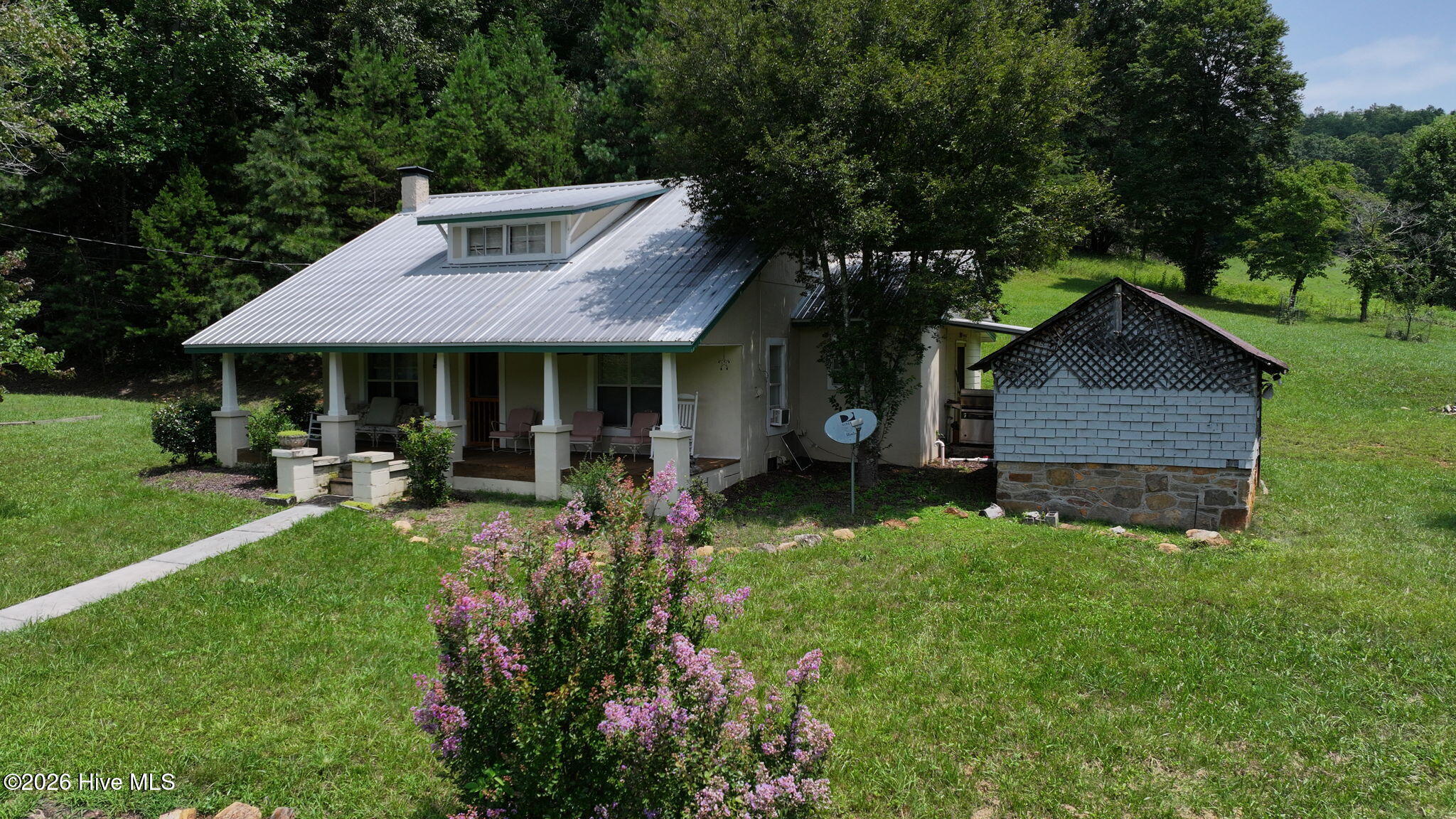 Listing Photo 98544661