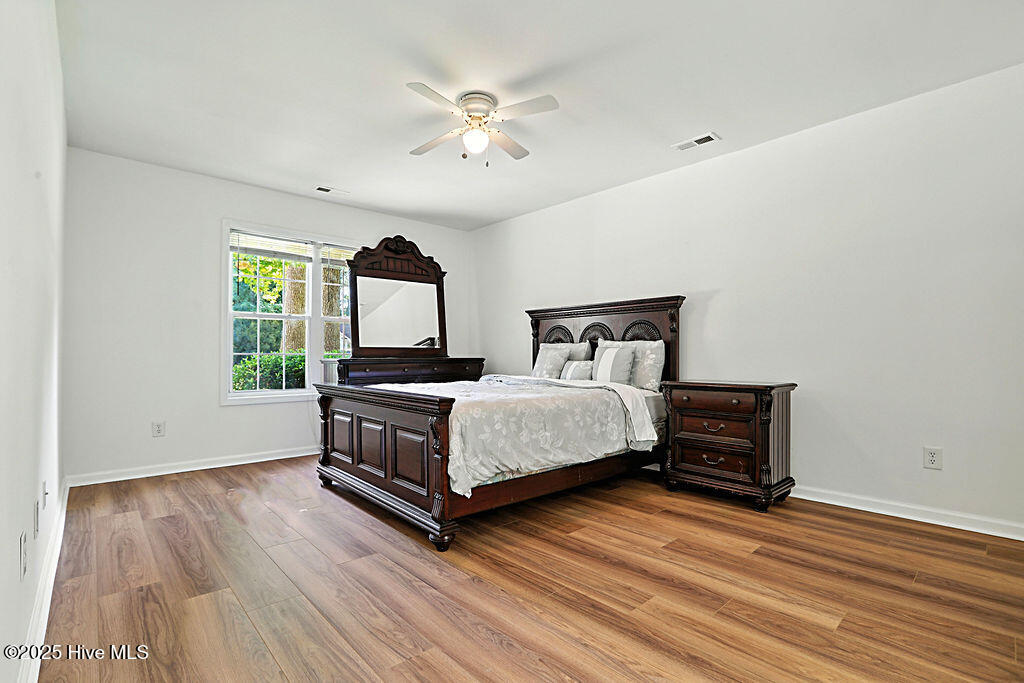 100523665 | Photo 12