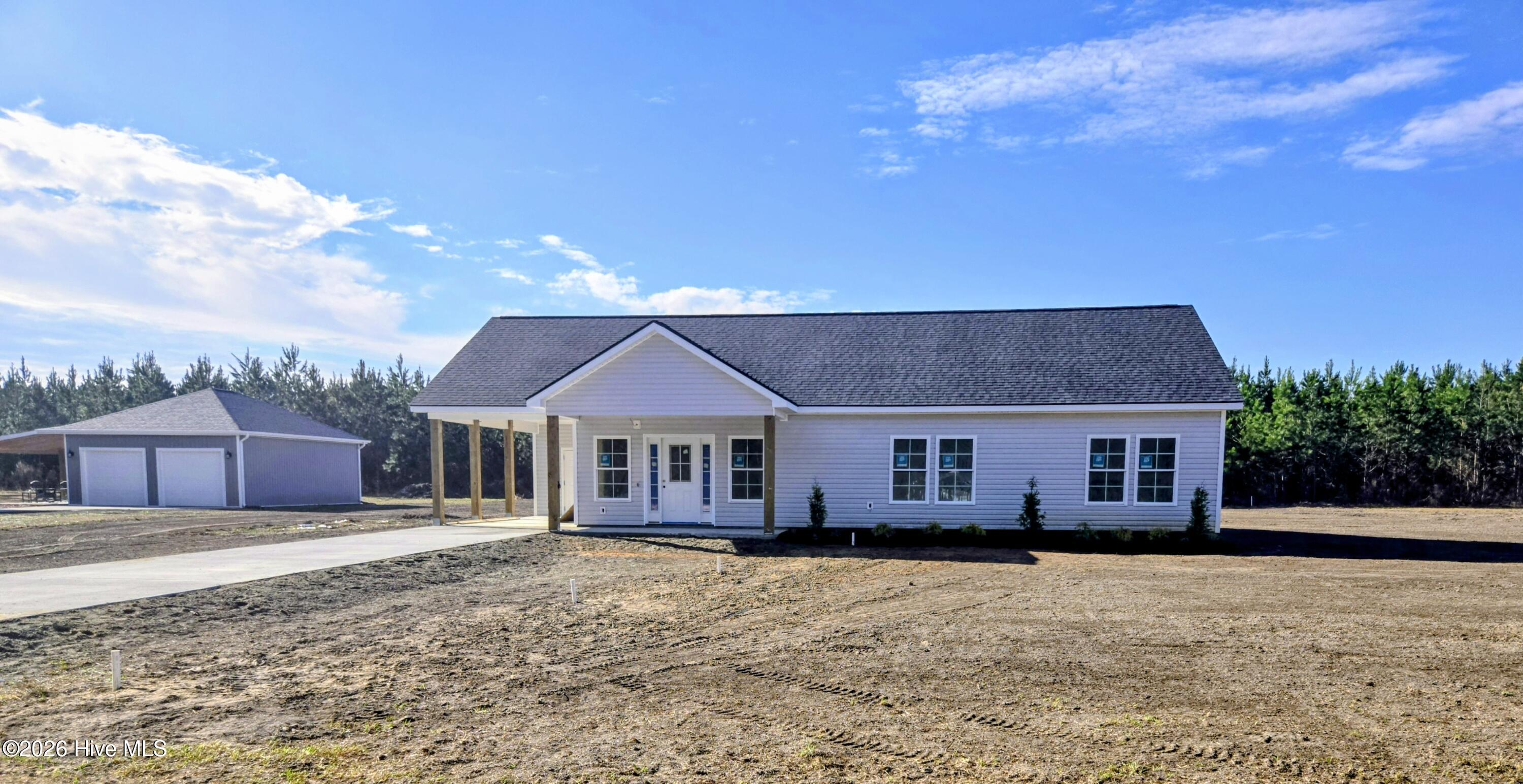 Homes for sale in Hookerton, NC | 2573 Grifton Hugo Rd, Hookerton, NC 28538 | MLS# 100559368