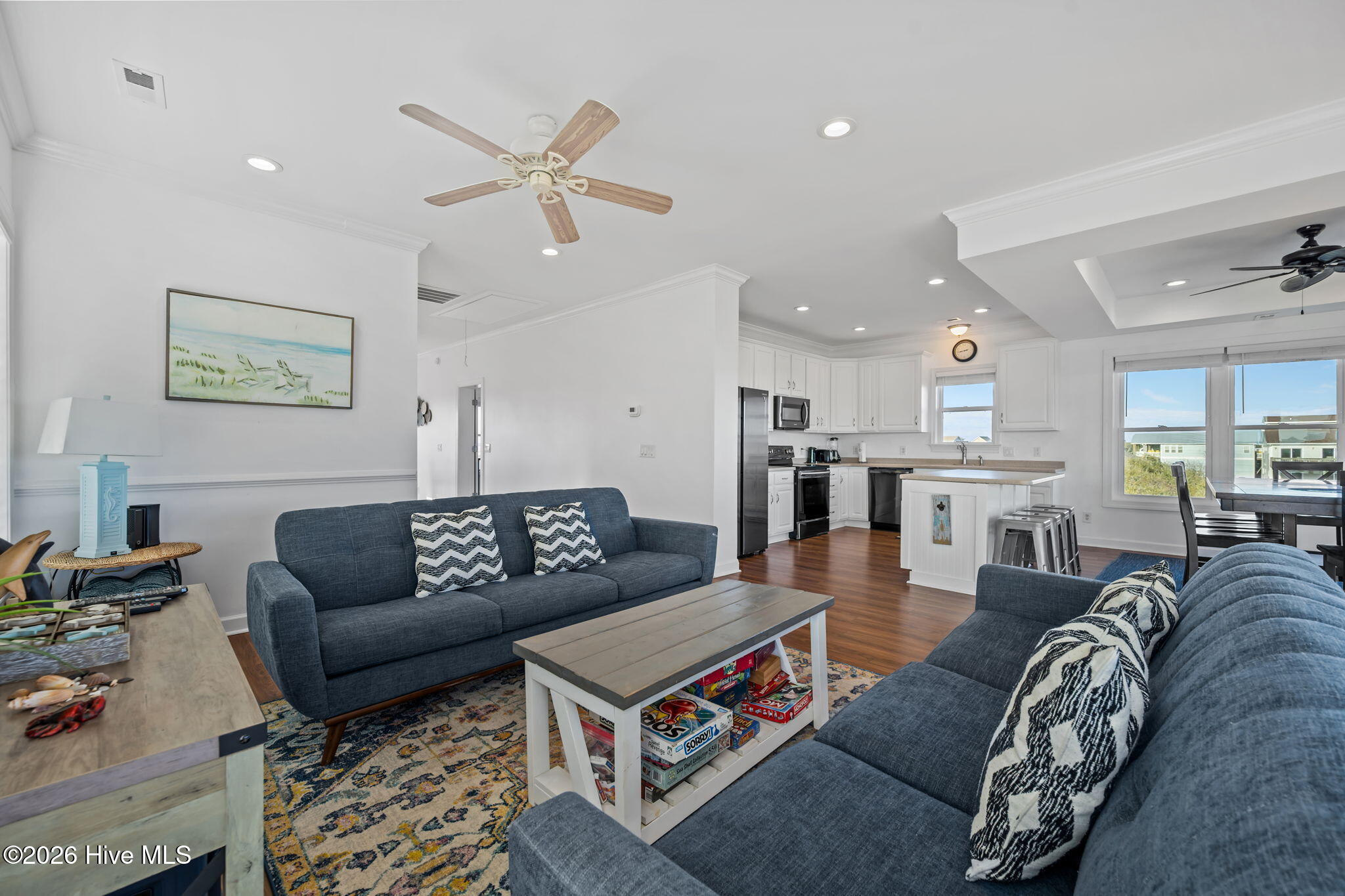 100565208 | Photo 12