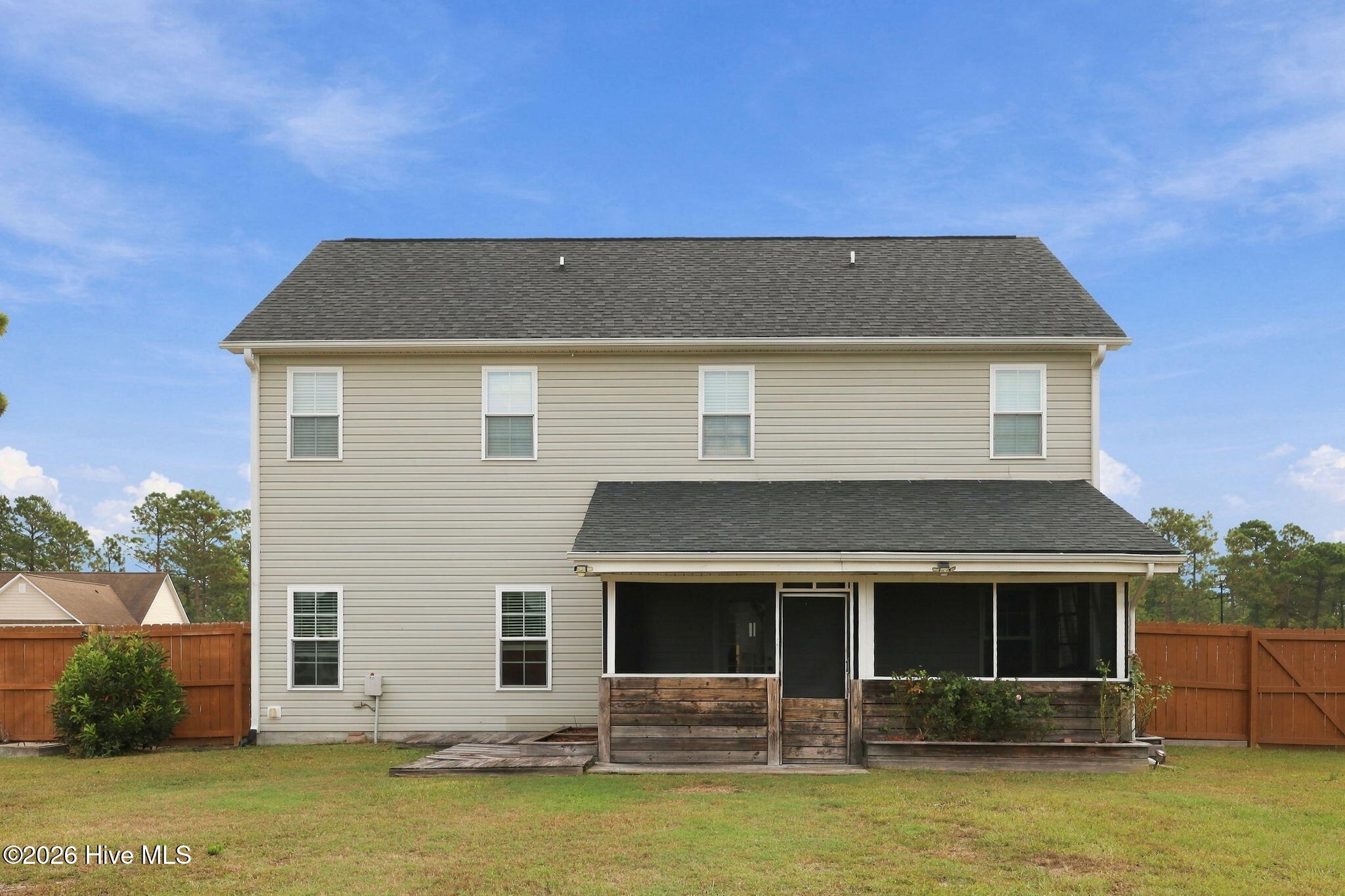 402 Kinroff Drive,Hubert